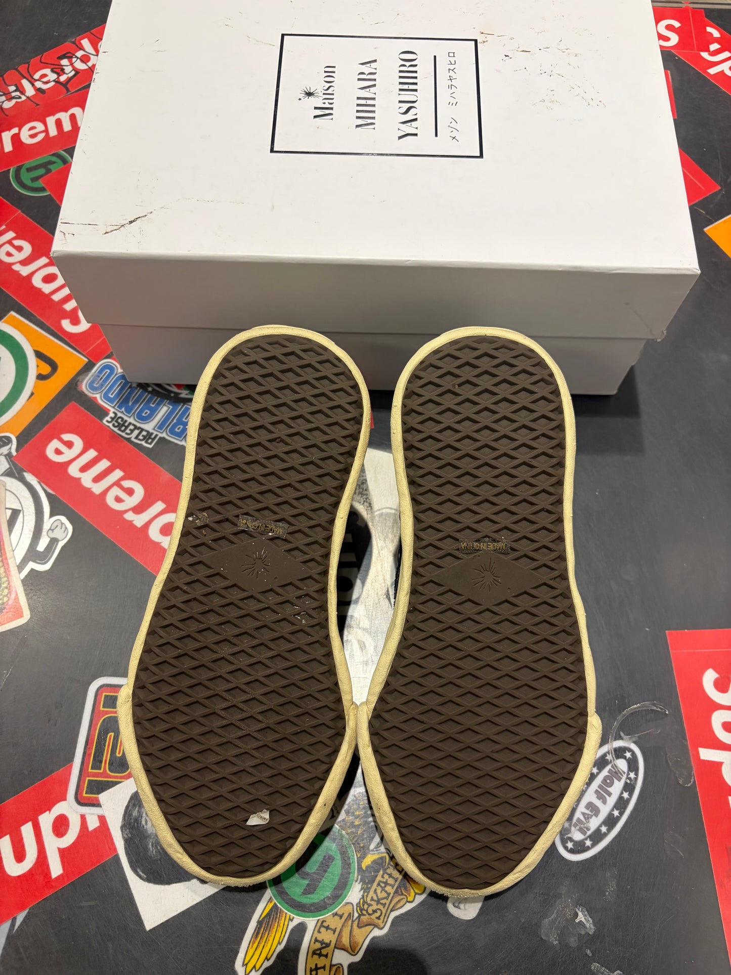 Maison Mihara Peterson Black