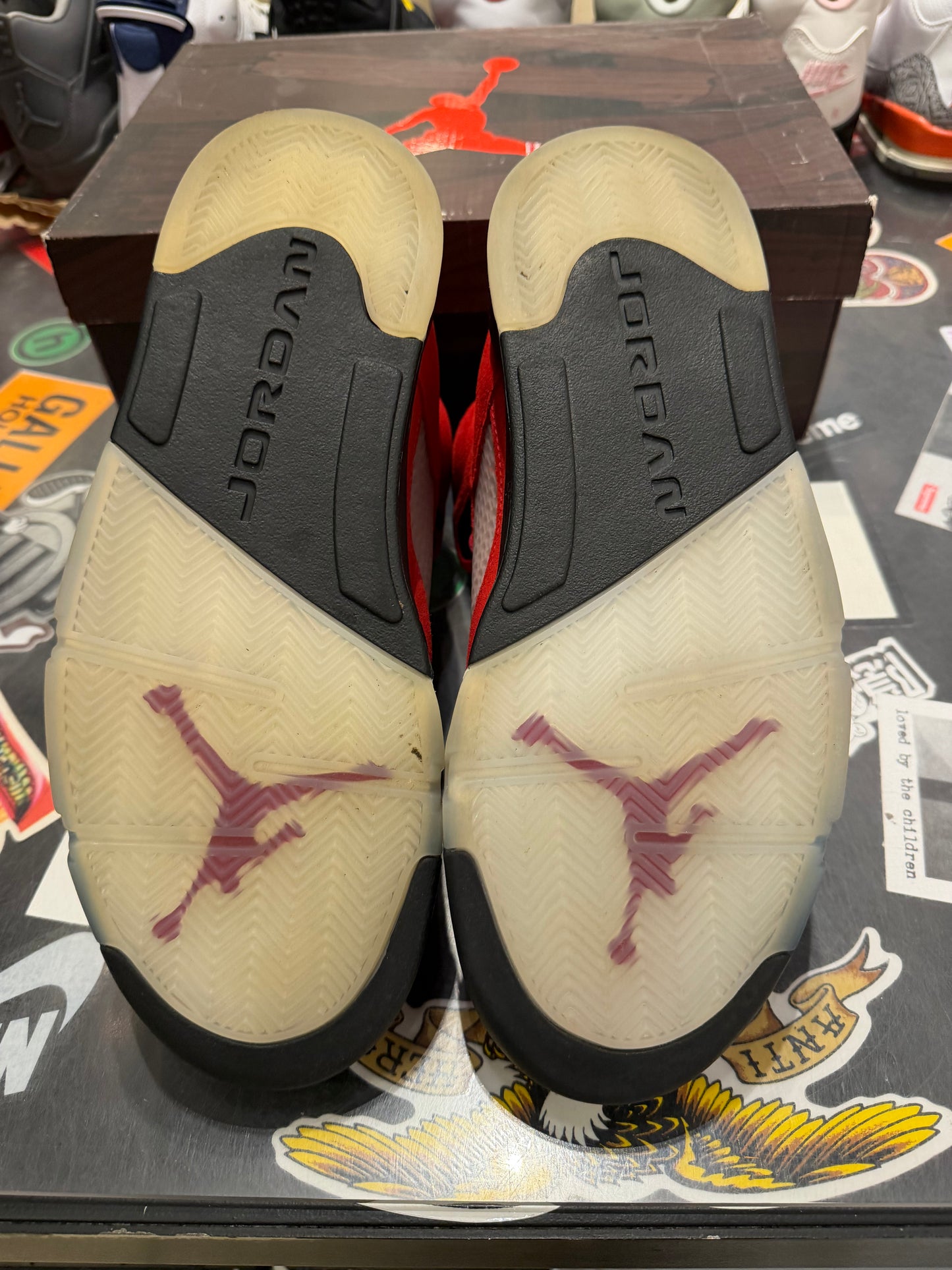 Jordan 5 Raging Bull