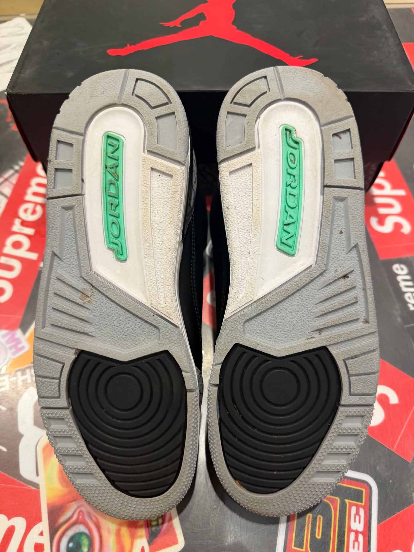 Jordan 3 Green Glow