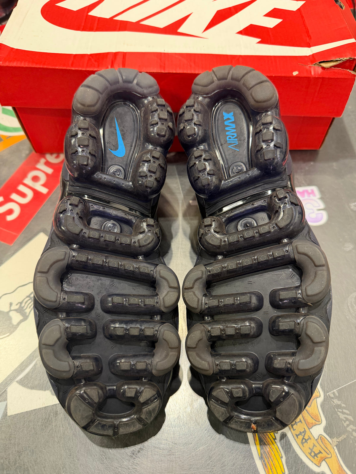 VaporMax plus Obsidian