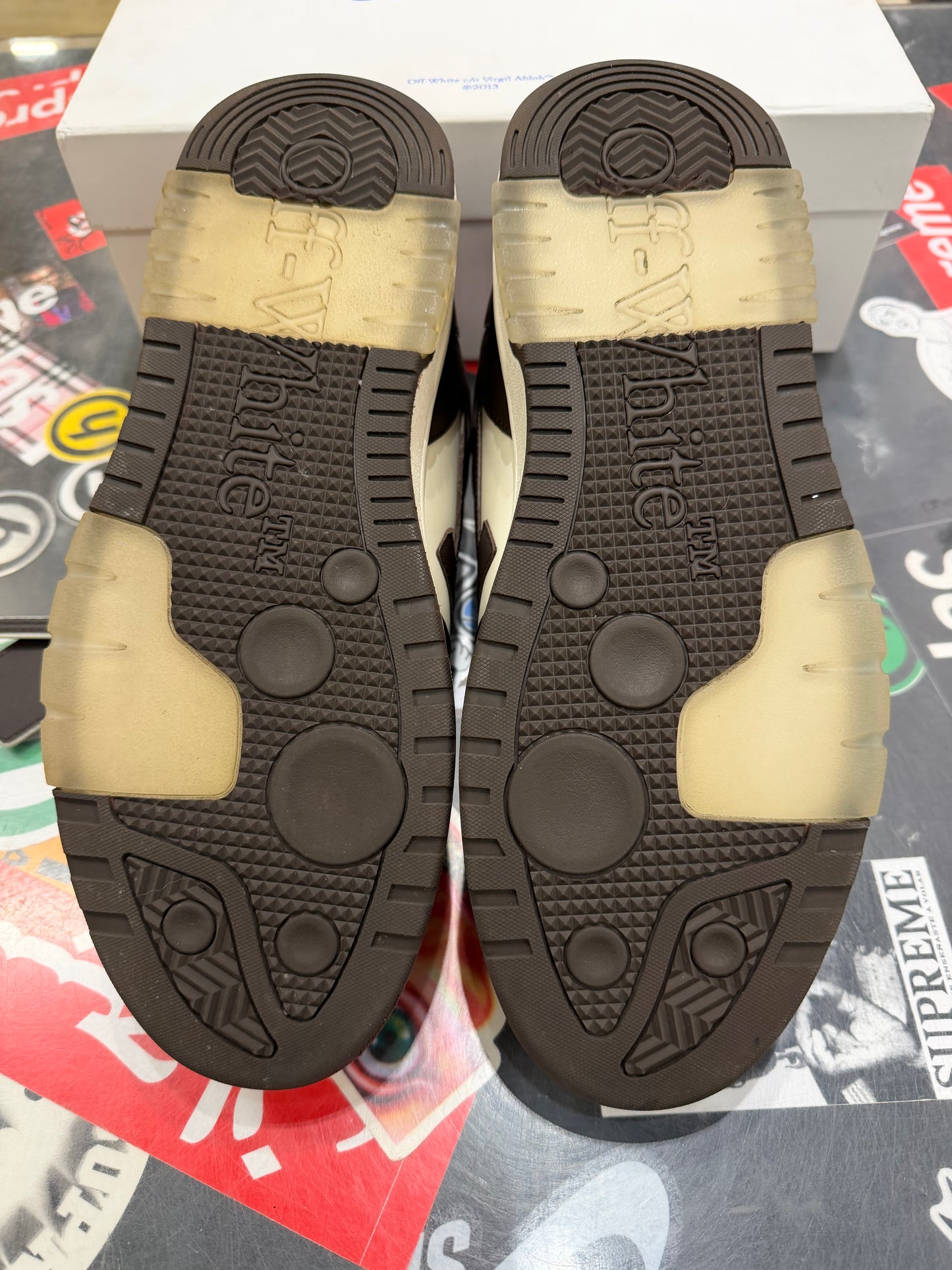 Off-White Out Of Office Sneaker