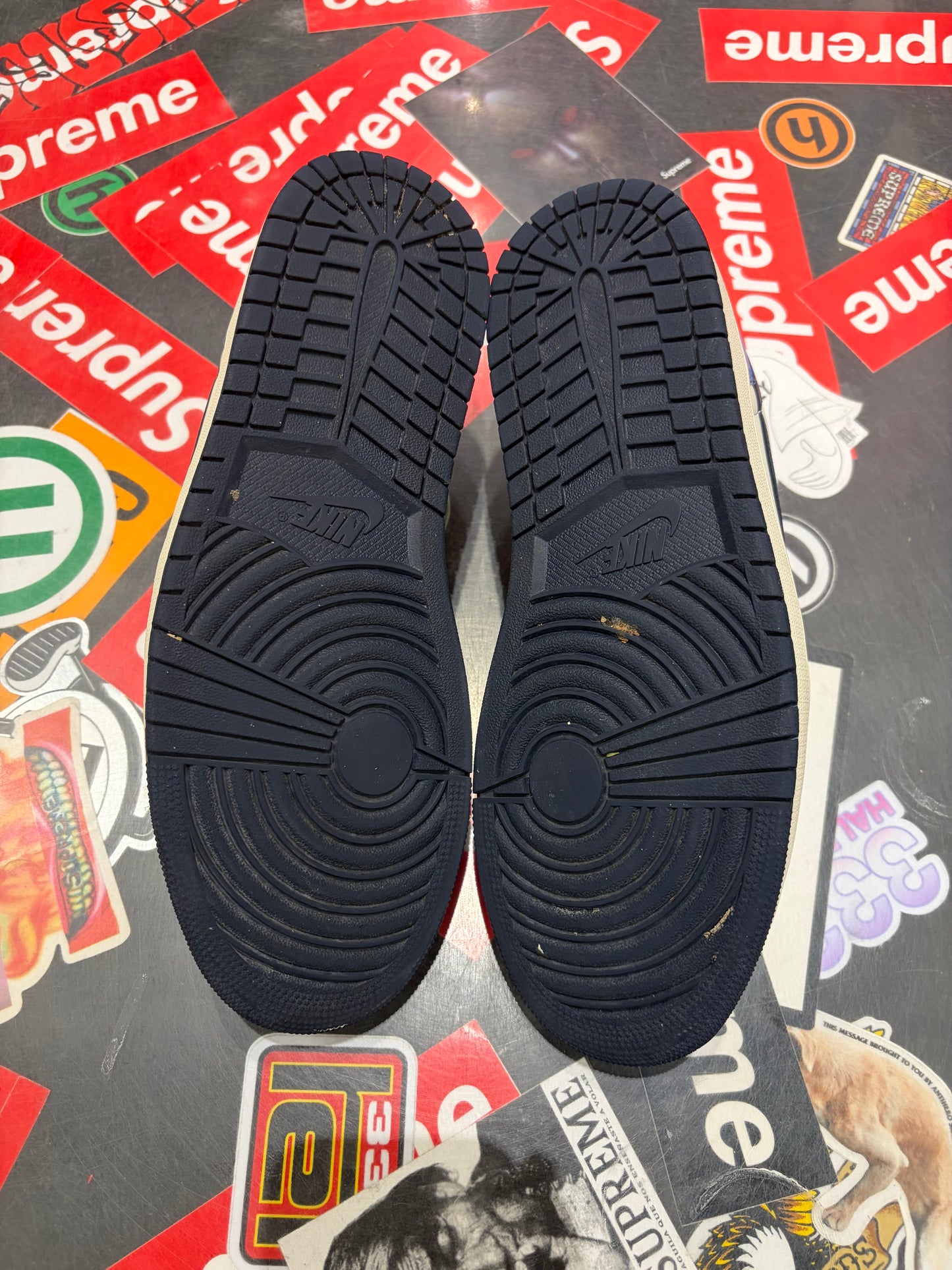 Jordan 1 Low Obsidian