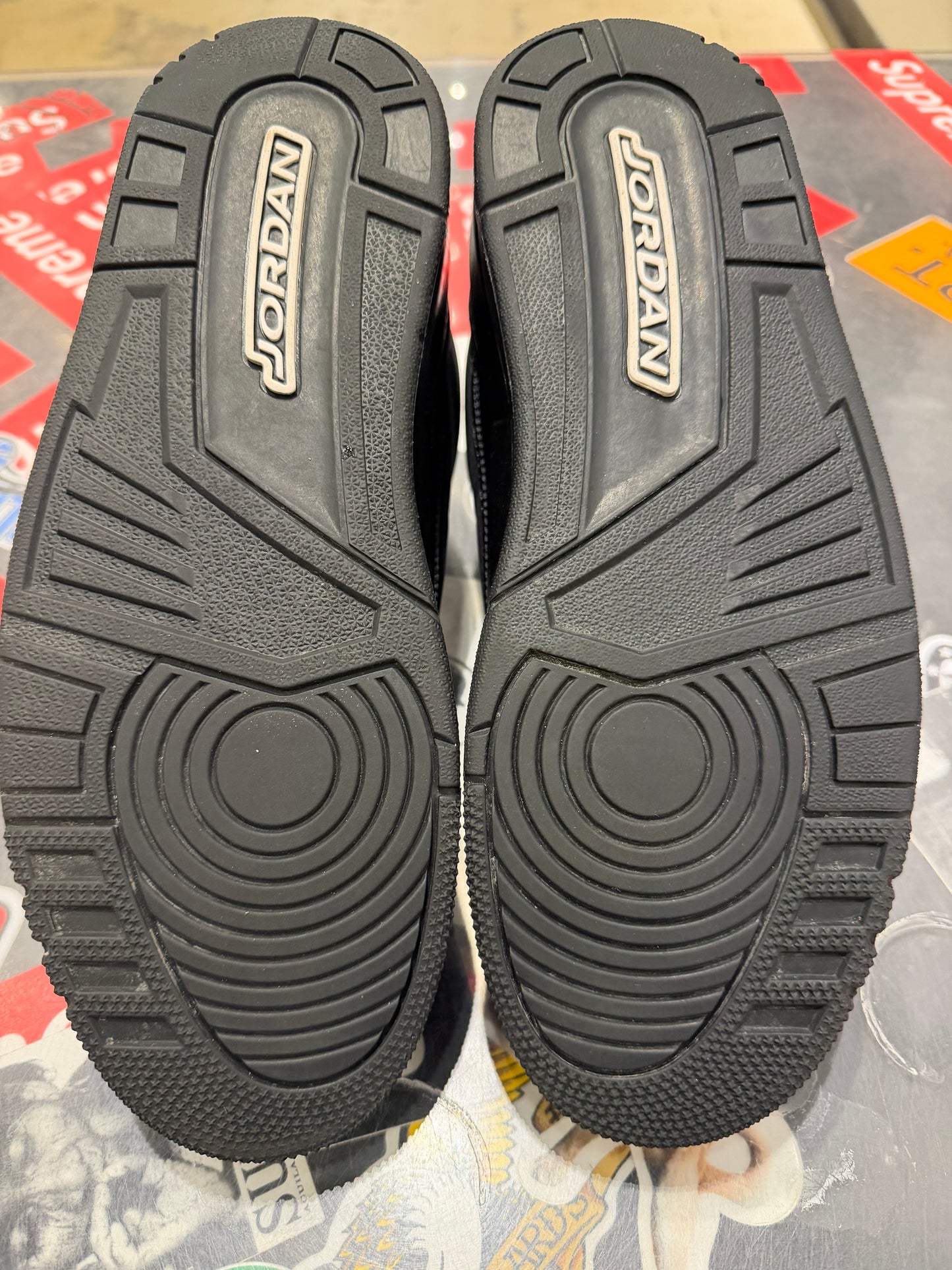 Jordan 3 Black Cat