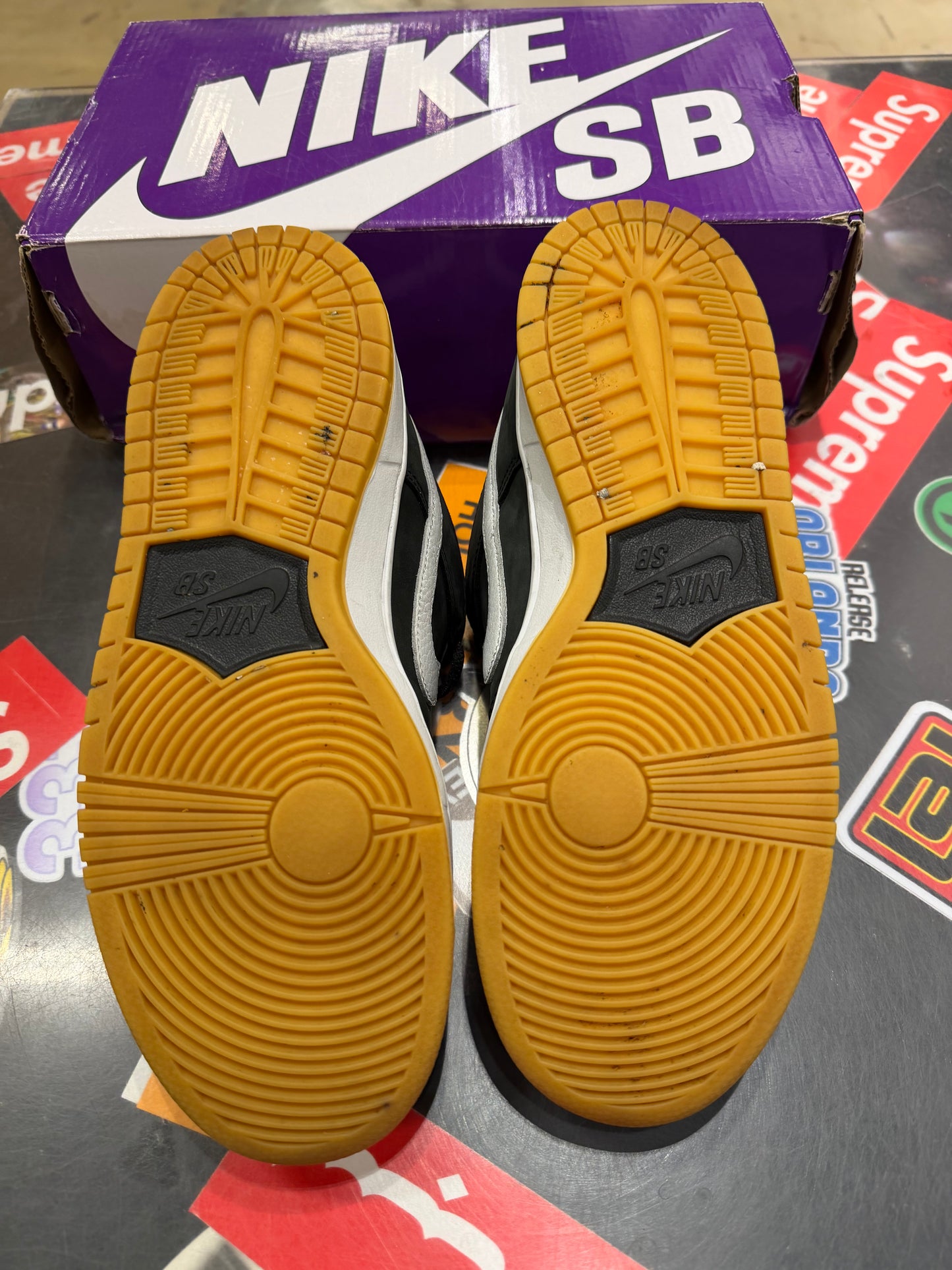 SB Dunk Low Black Gum