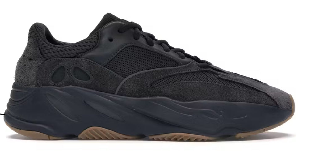 Yeezy 700 Utility Black