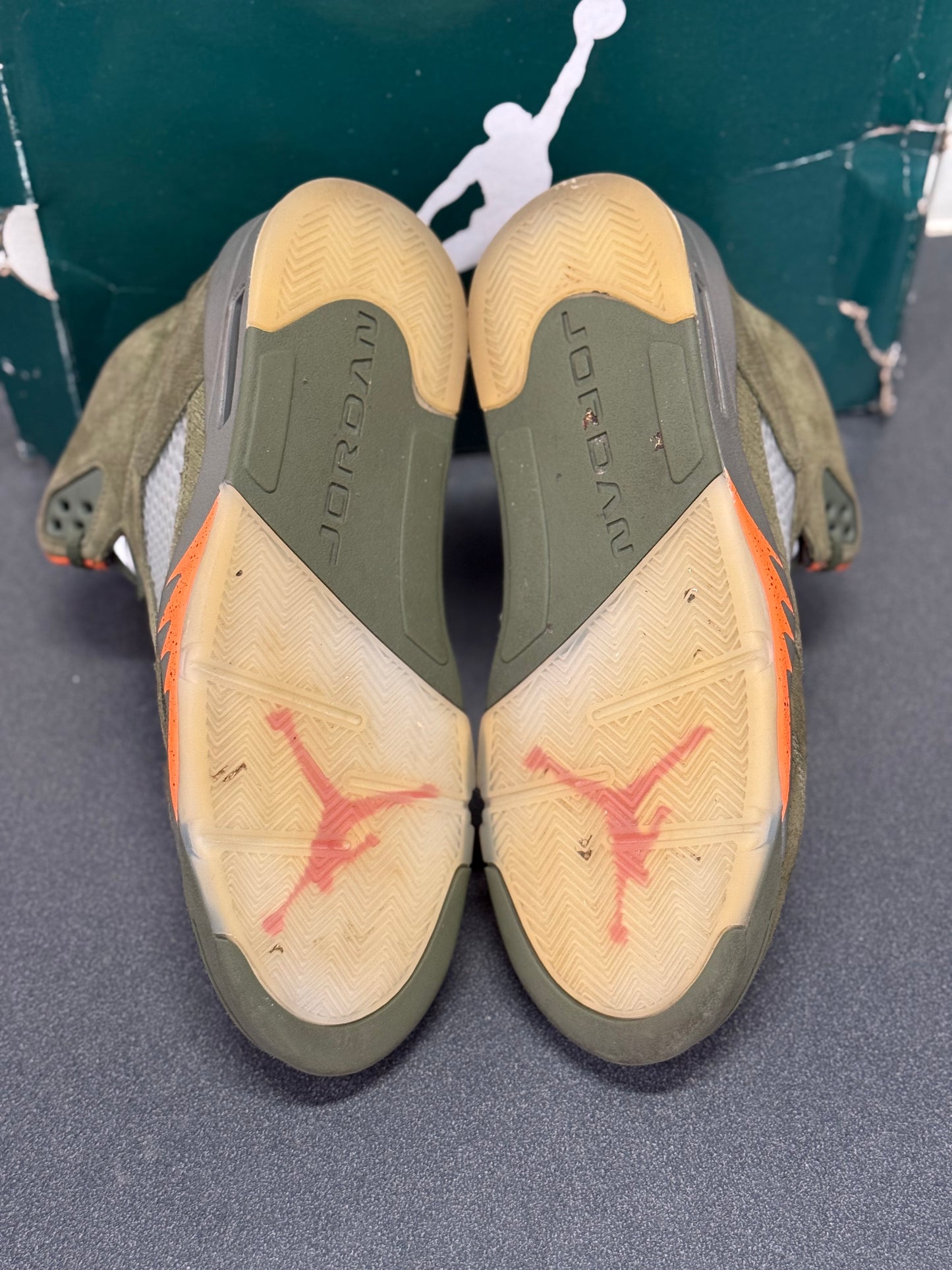 Jordan 5 Olive
