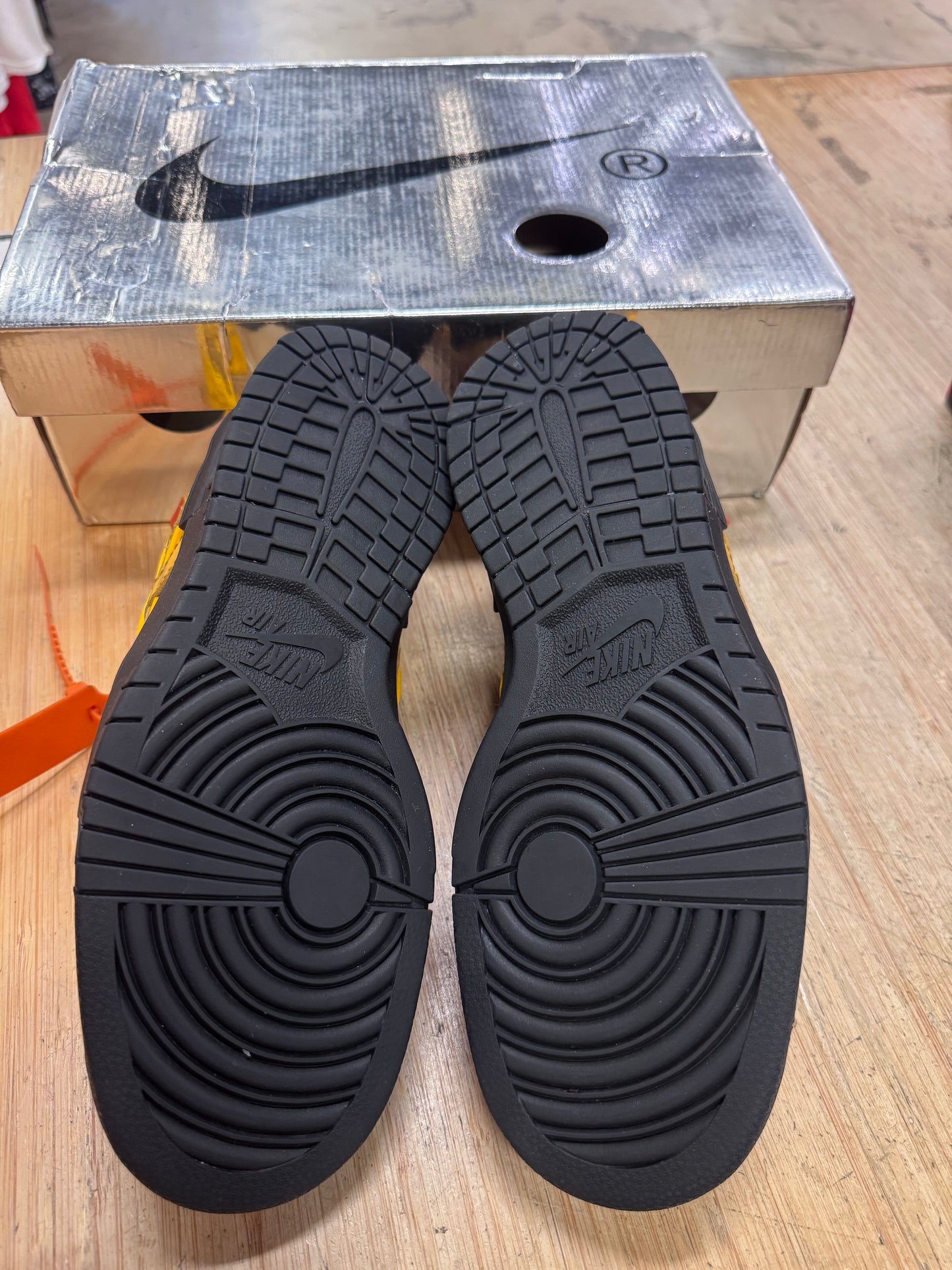 Off-White Rubber Dunk