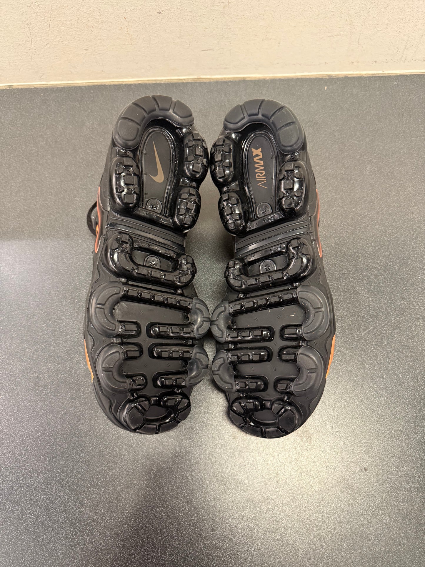 Nike Air Vapormax Plus Black Orange Crimson