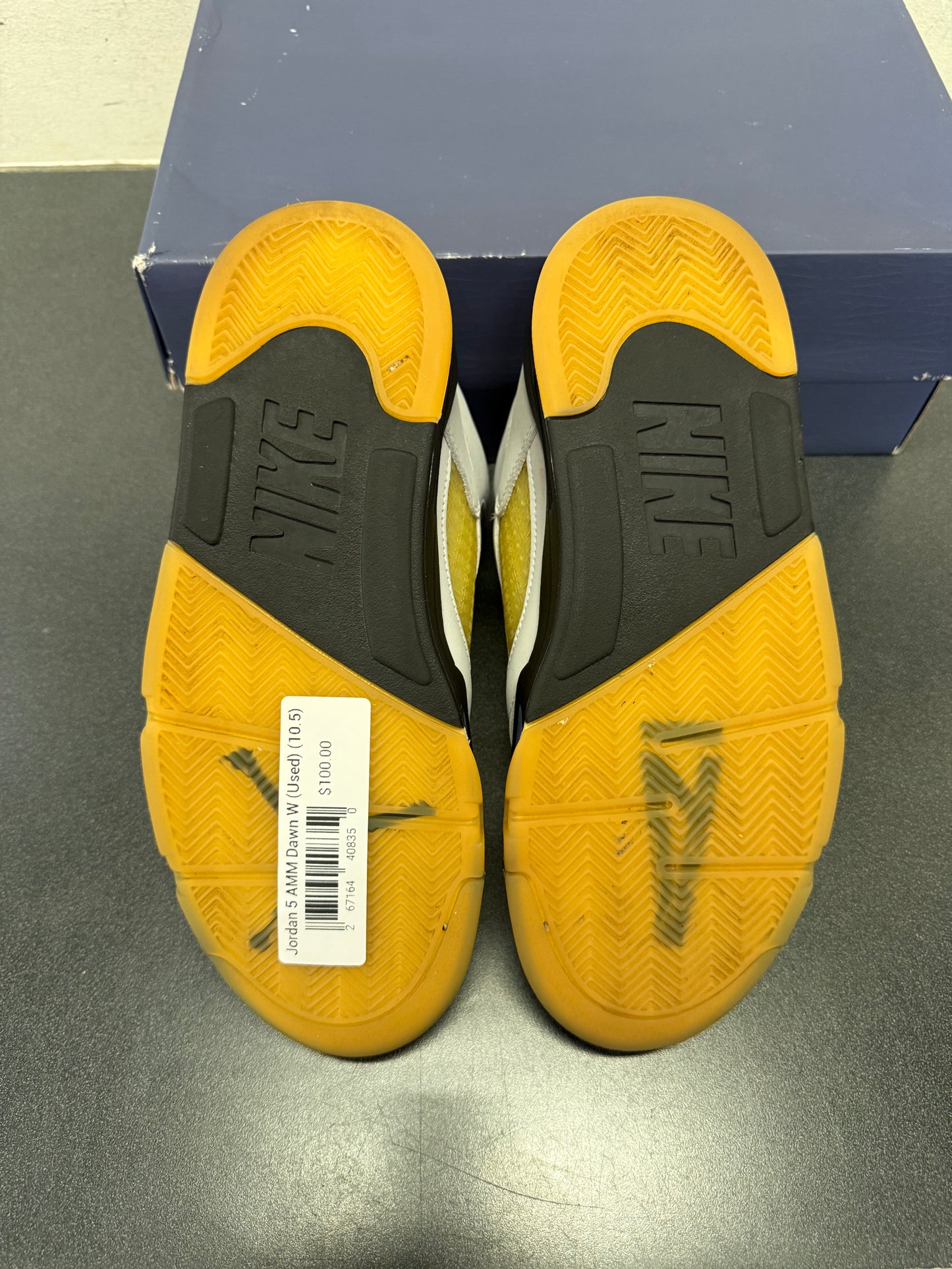 Jordan 5 AMM Dawn (W)
