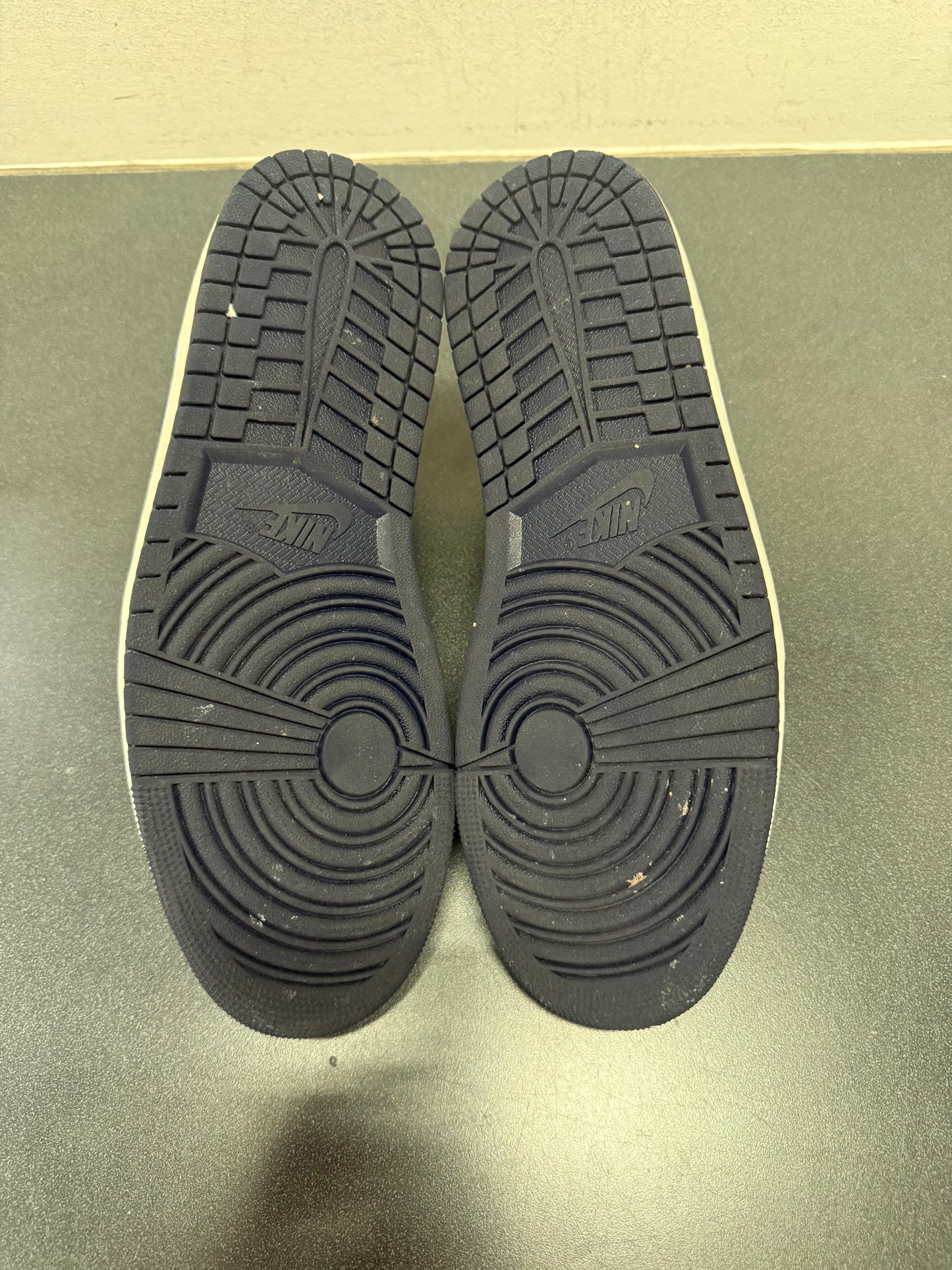 Jordan 1 Low Obsidian