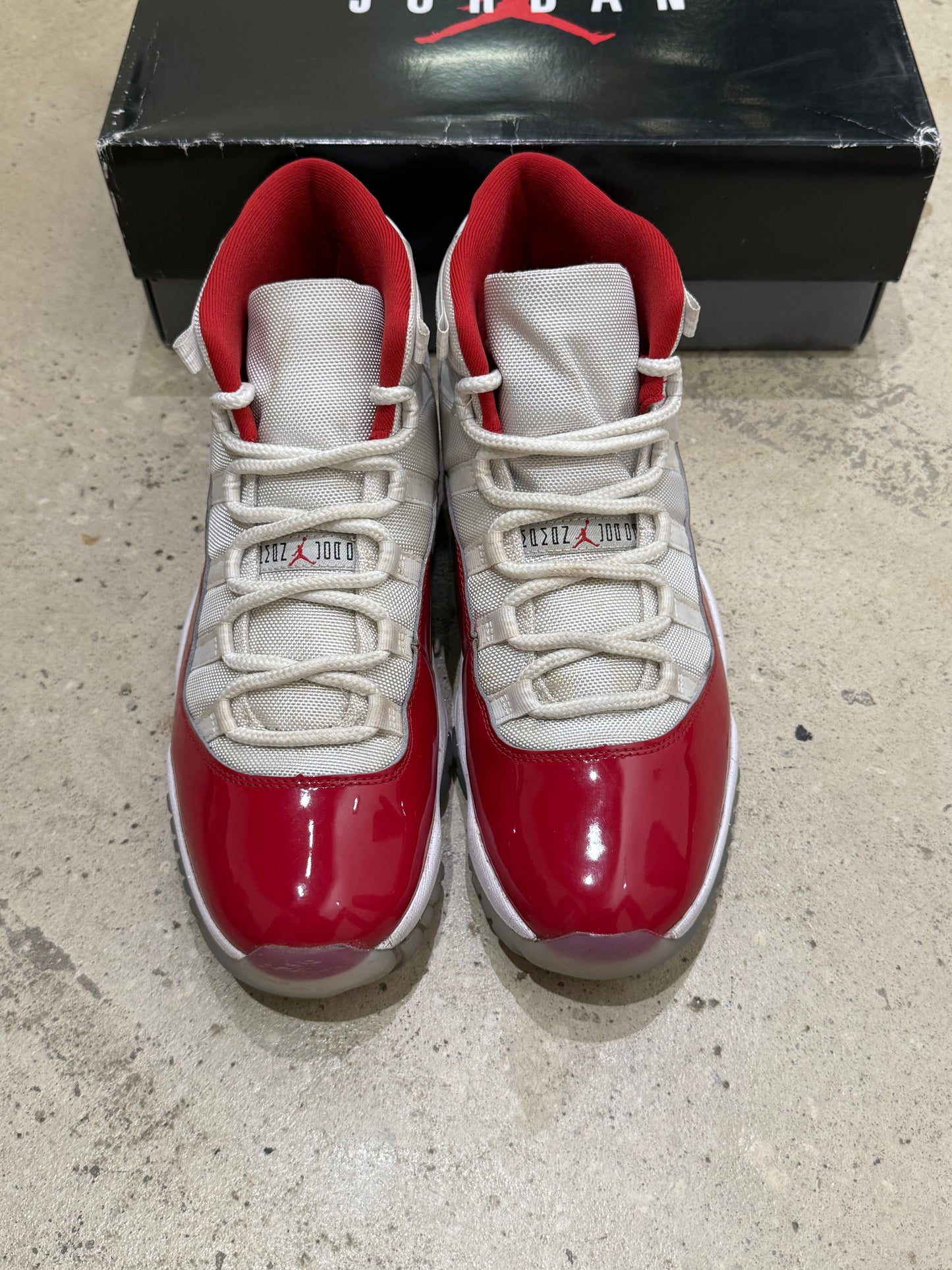 Jordan 11 Cherry