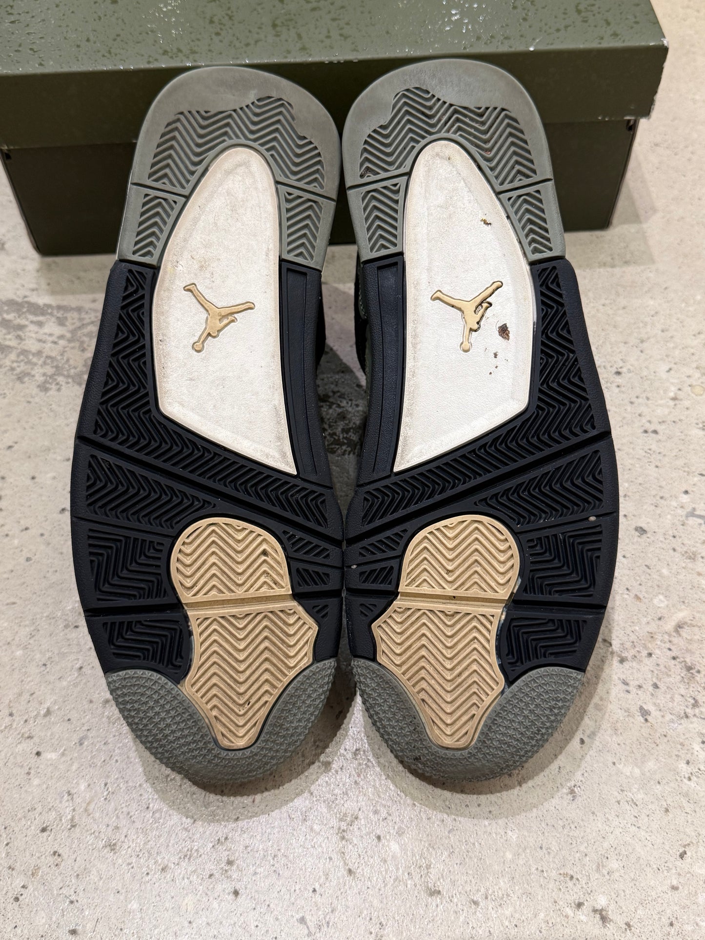 Jordan 4 Craft Olive