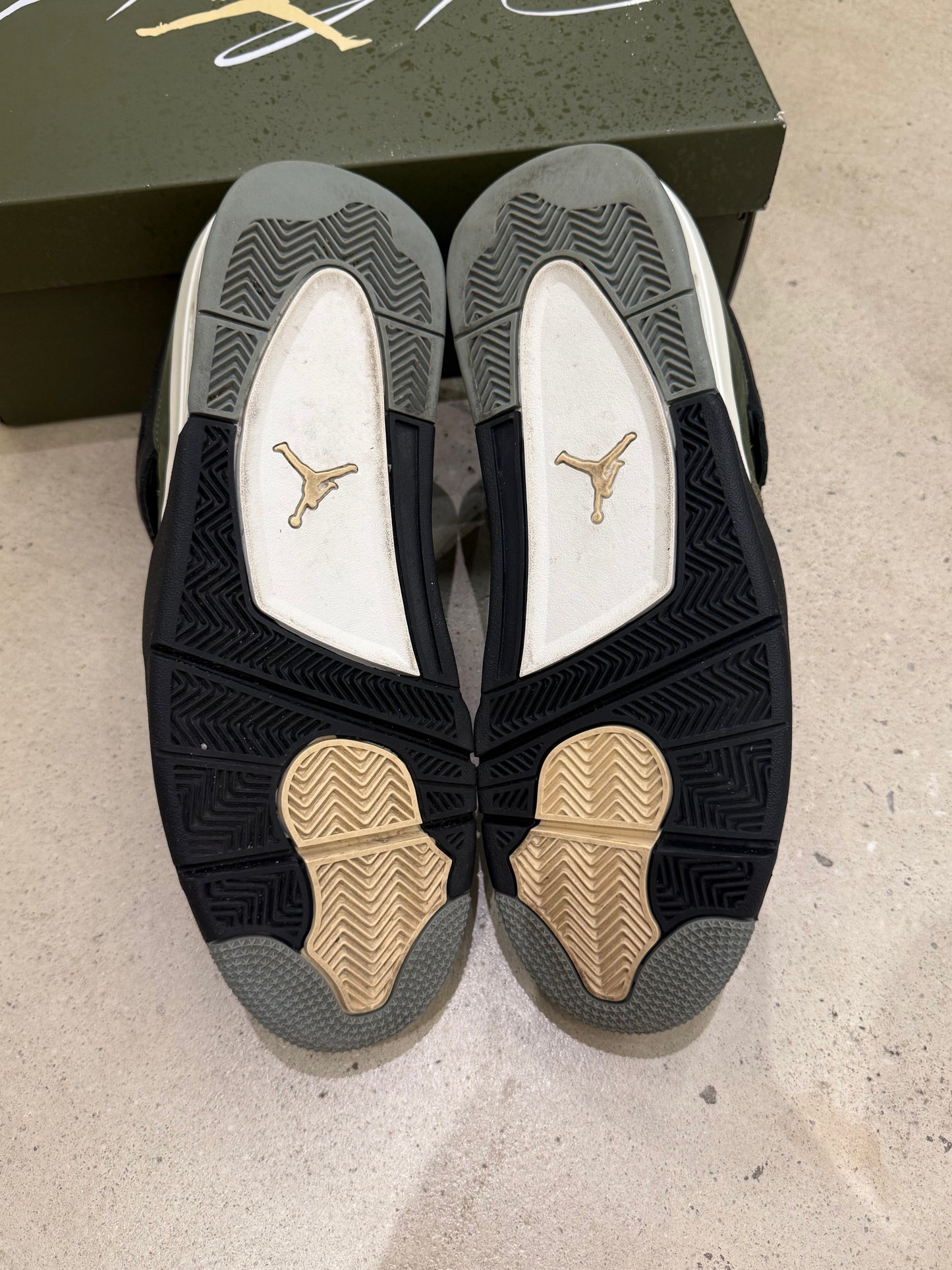 Jordan 4 Craft Olive