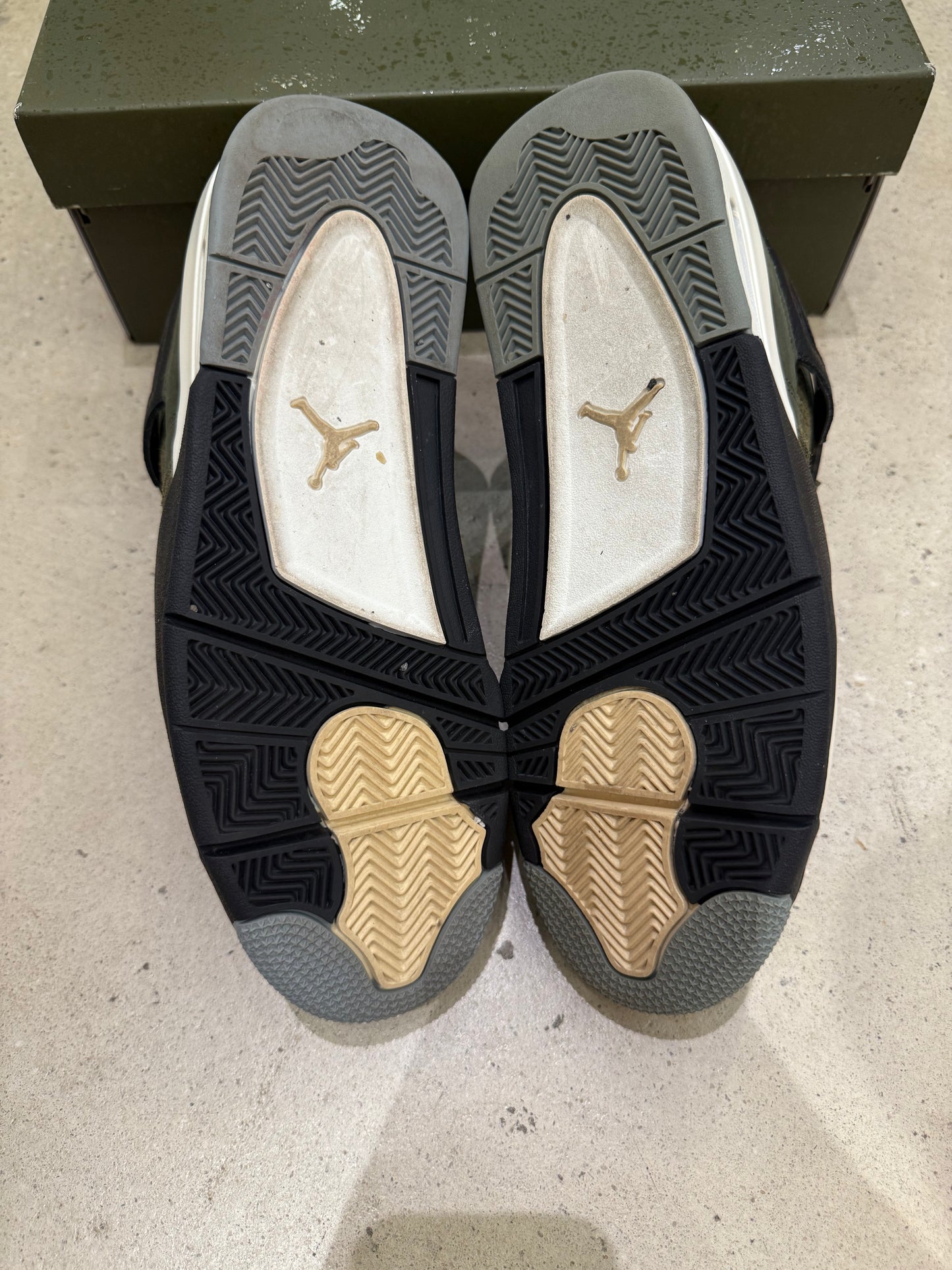 Jordan 4 Craft Olive