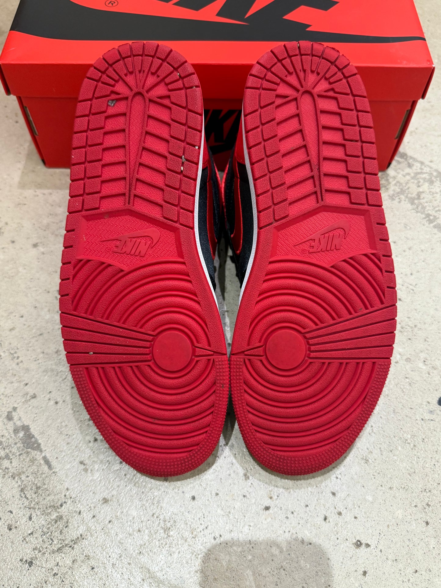 Jordan 1 Satin Bred(W)