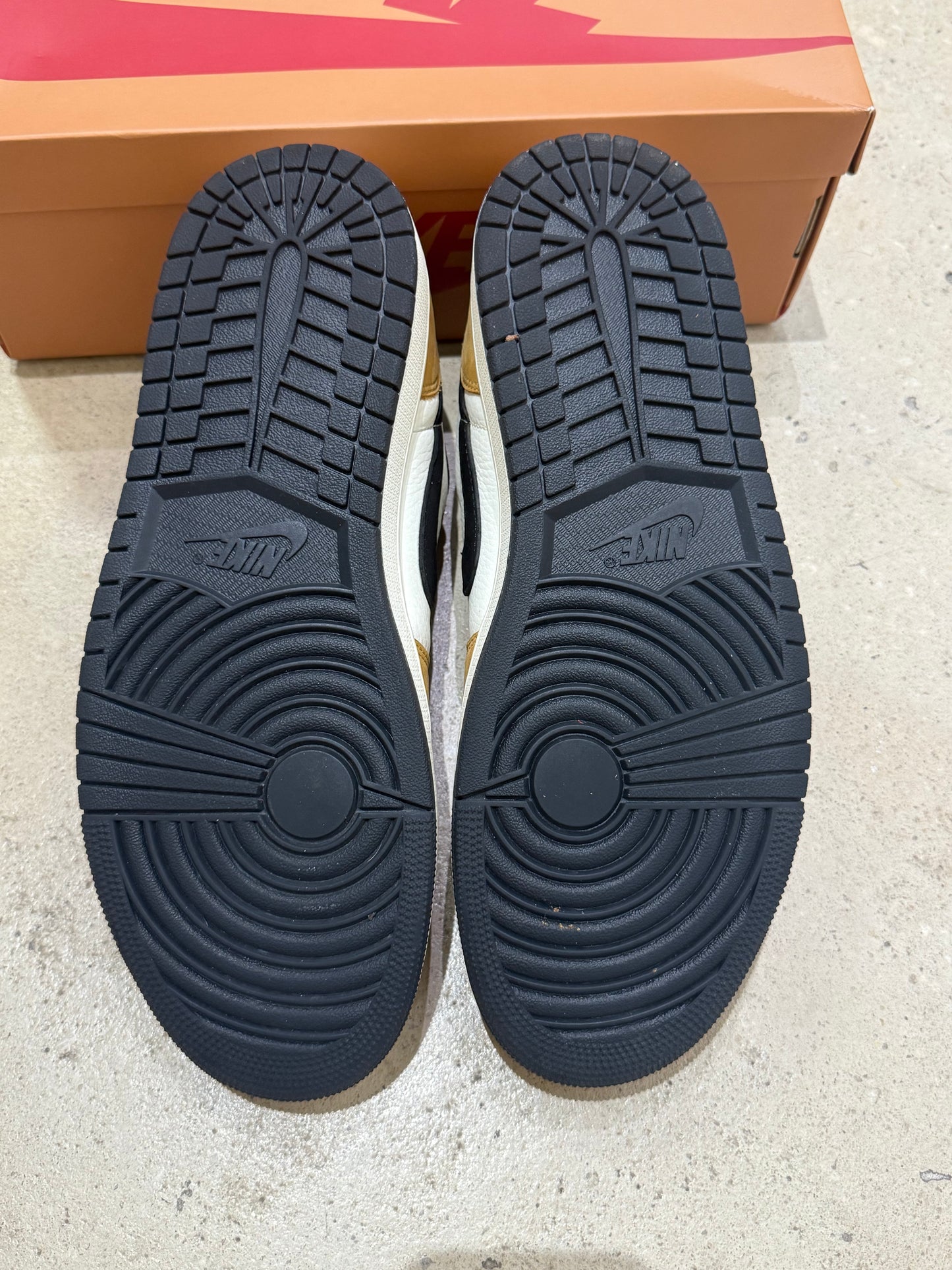 Jordan 1 Low ROTY