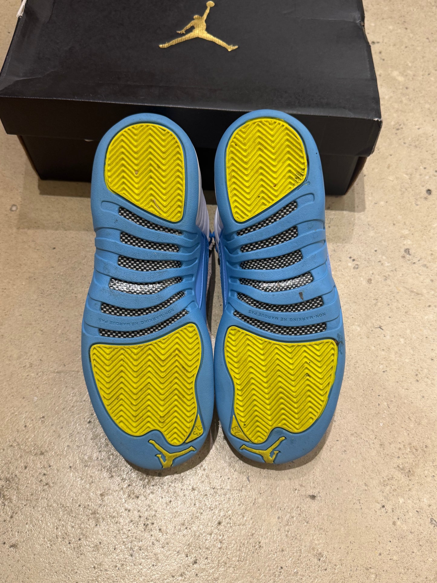 Jordan 12 Emoji