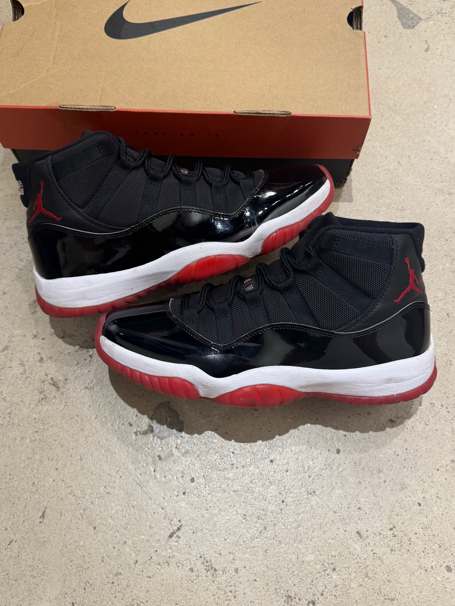 Jordan 11 Bred