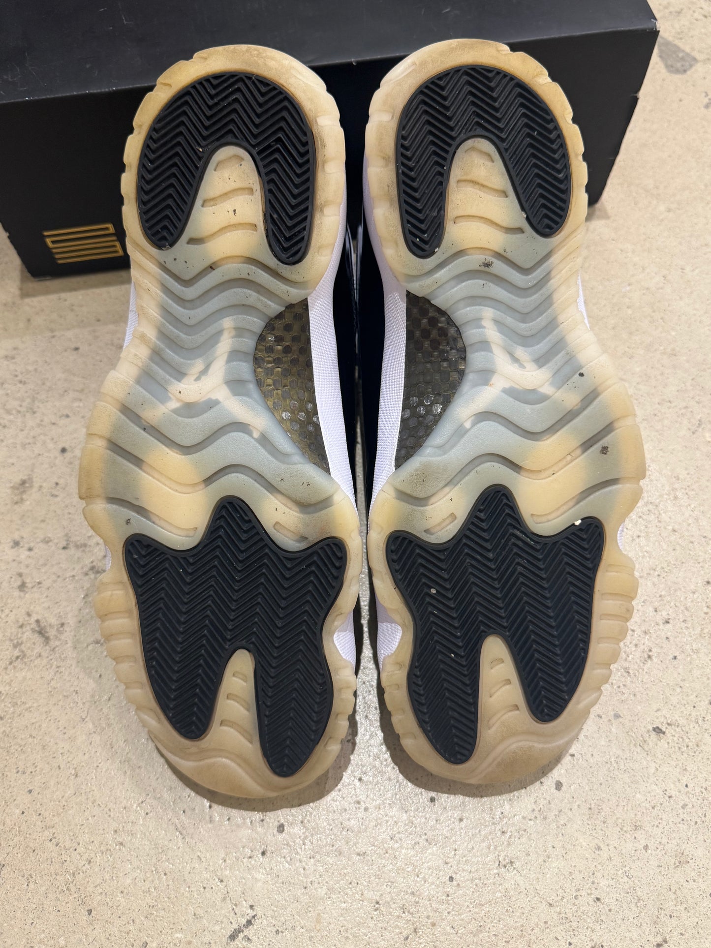 Jordan 11 Gratitude