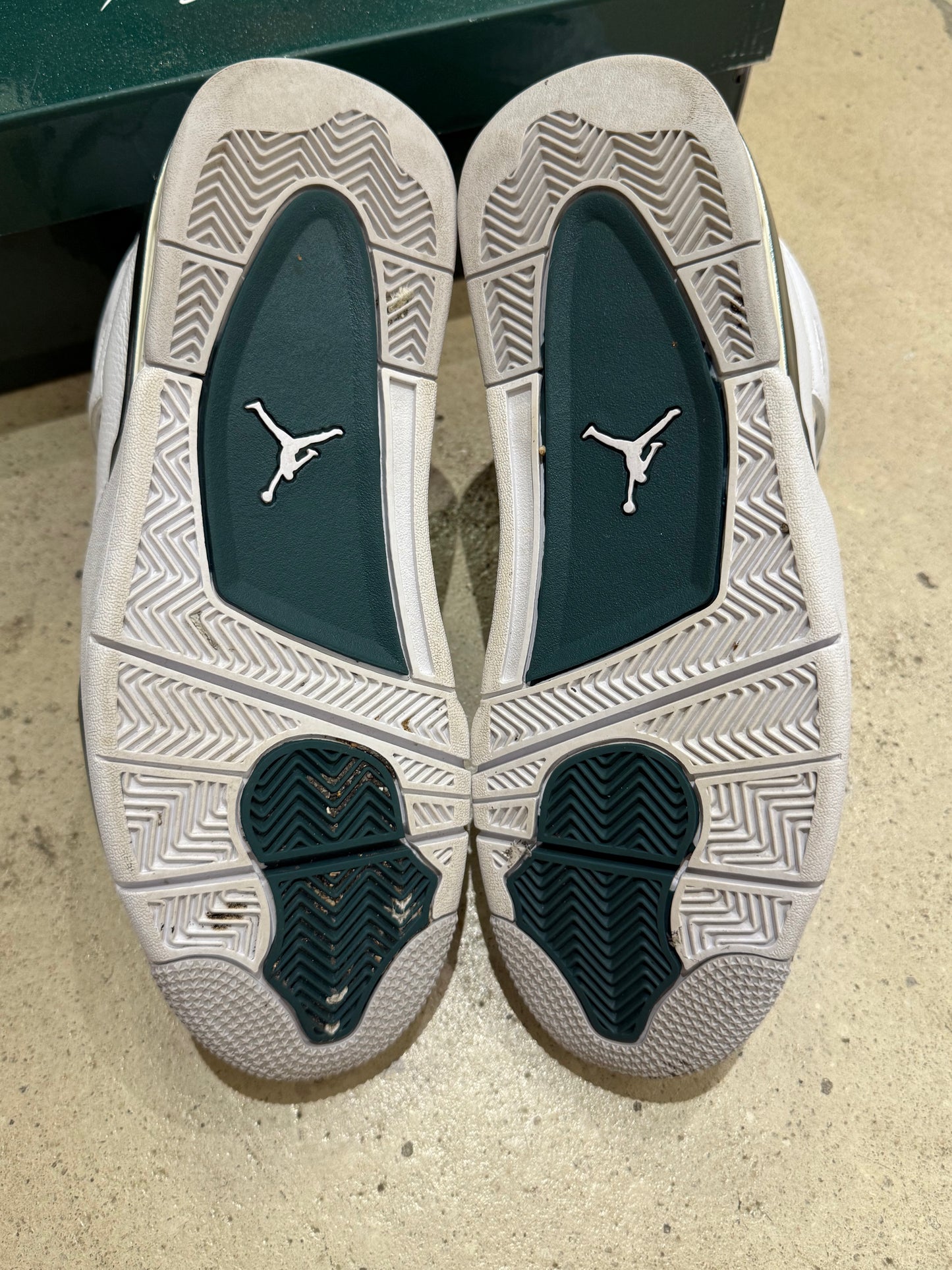 Jordan 4 Oxidized Green