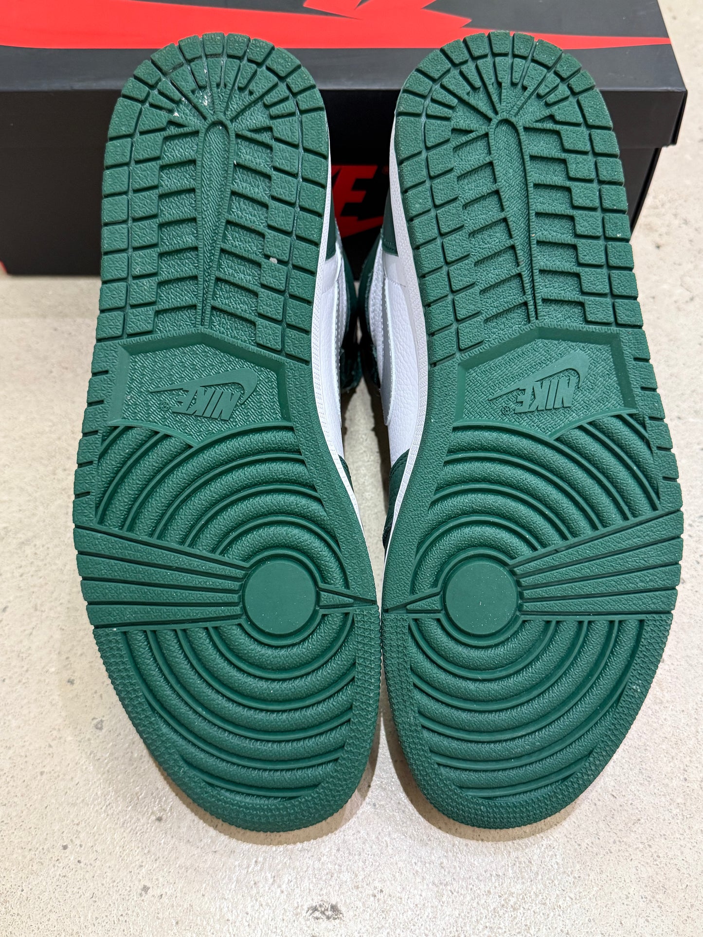 Jordan 1 Gorge Green