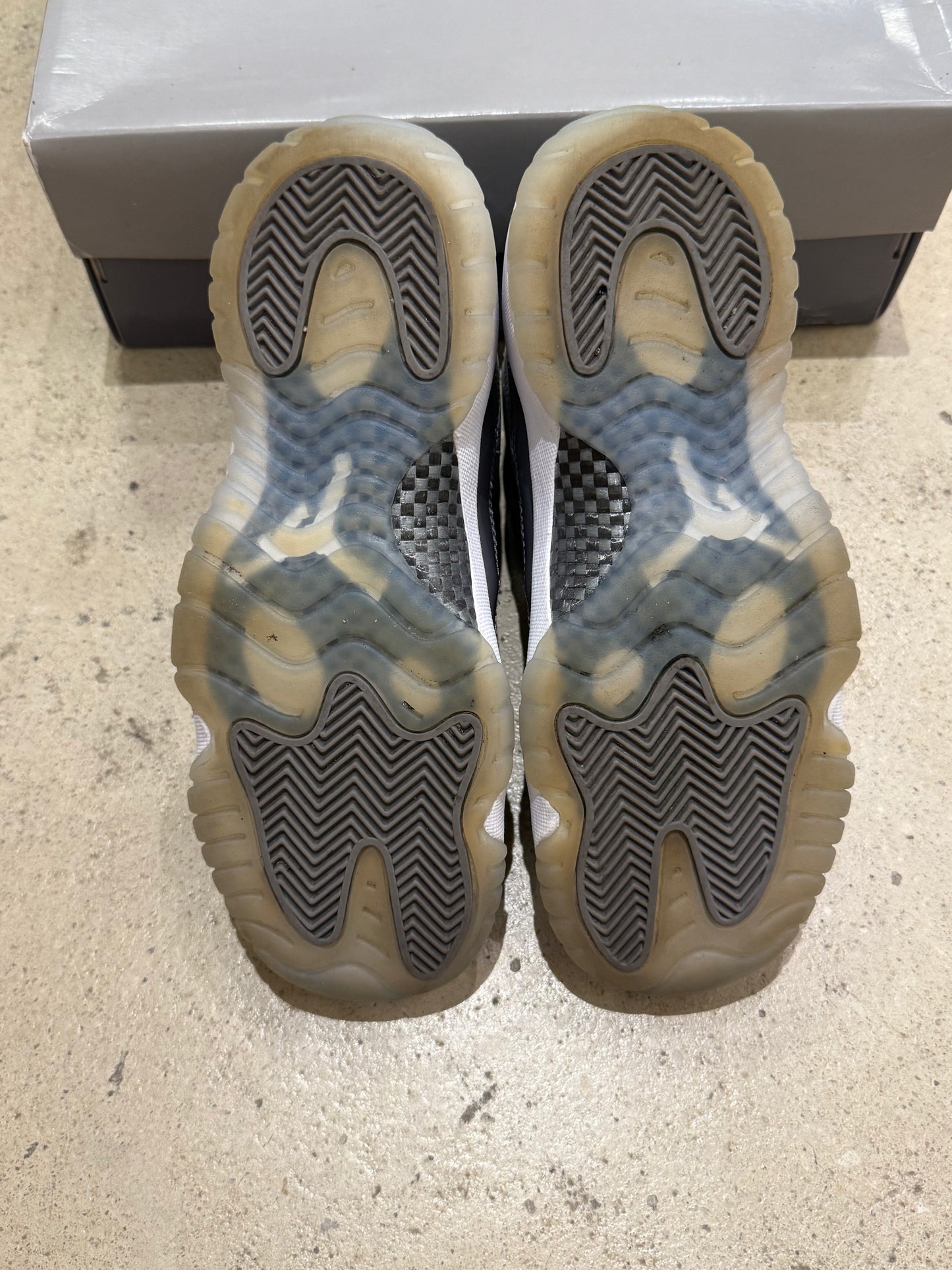 Jordan 11 Cool Grey