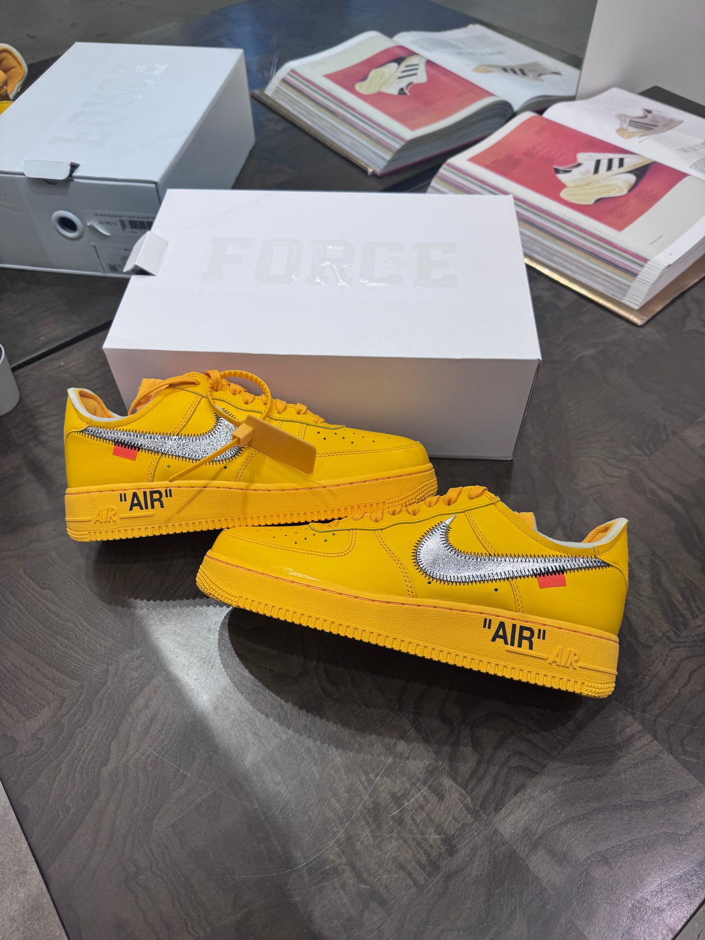 Off-White Air Force 1 University Gold