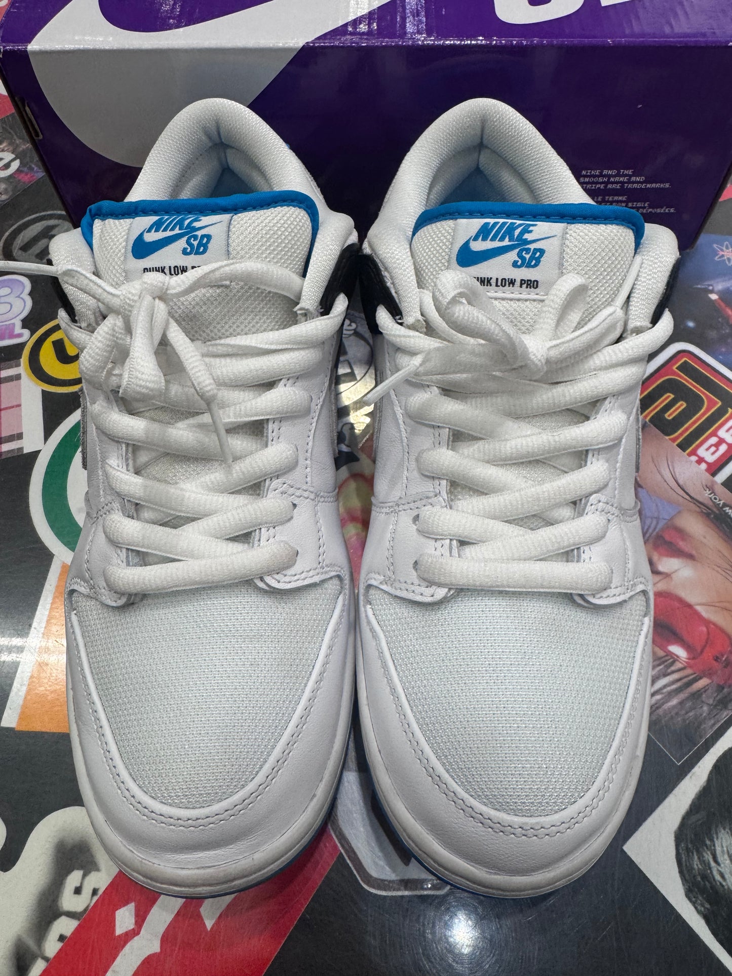 Sb dunk low laser blue