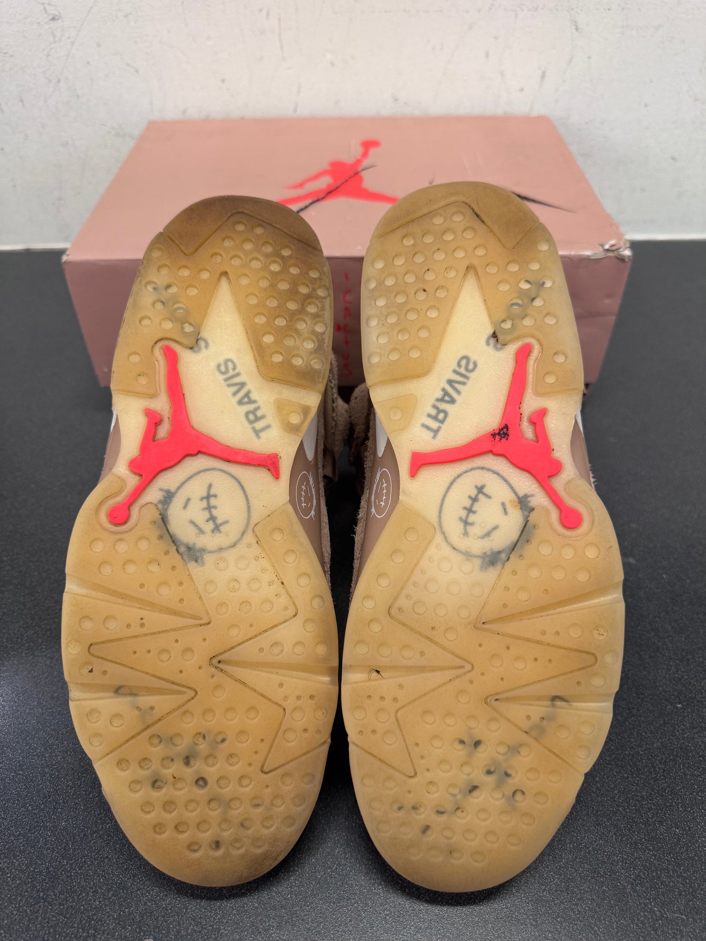 Travis Scott Jordan 6 British Khaki