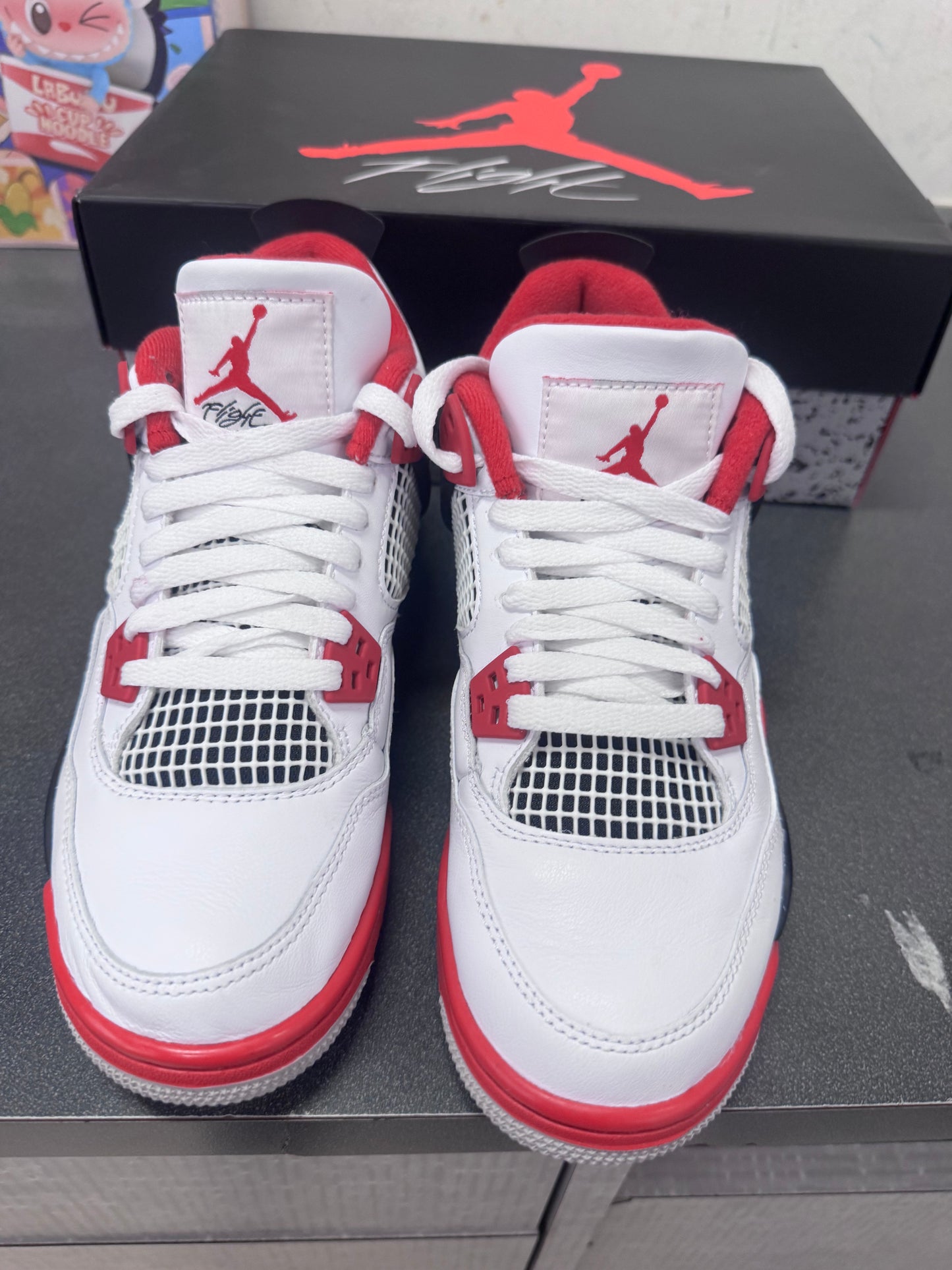 Jordan 4 Fire Red