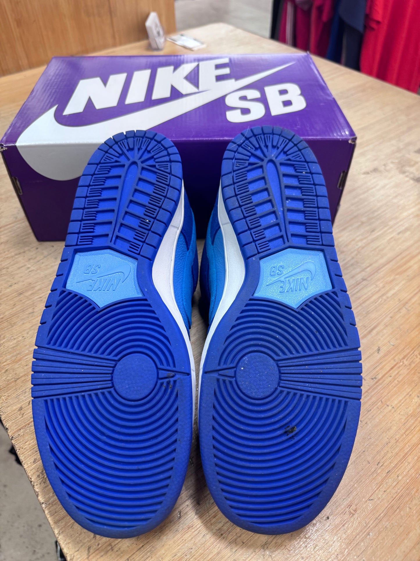 Sb dunk low blue rasberry