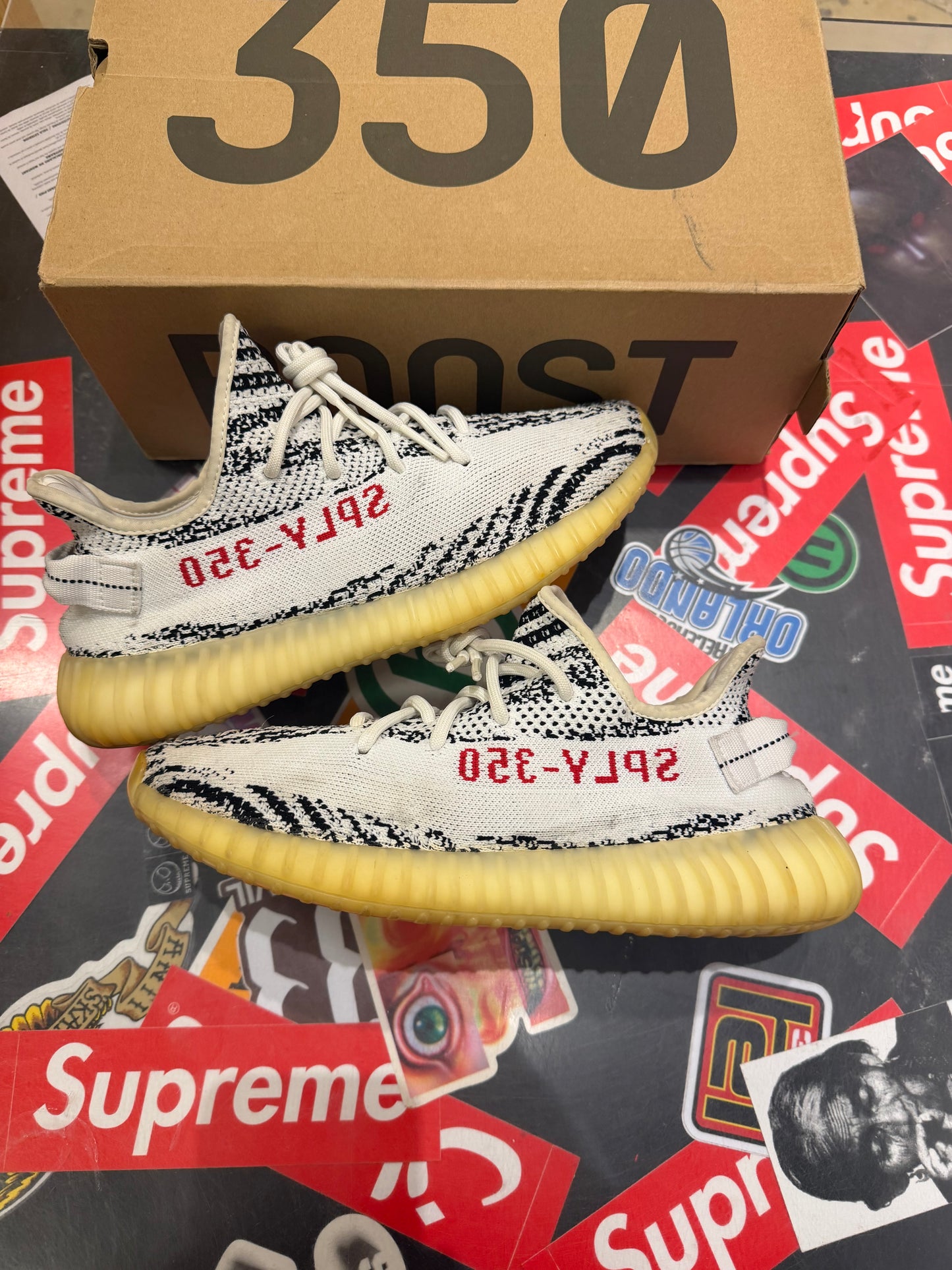 Yeezy 350 Zebra