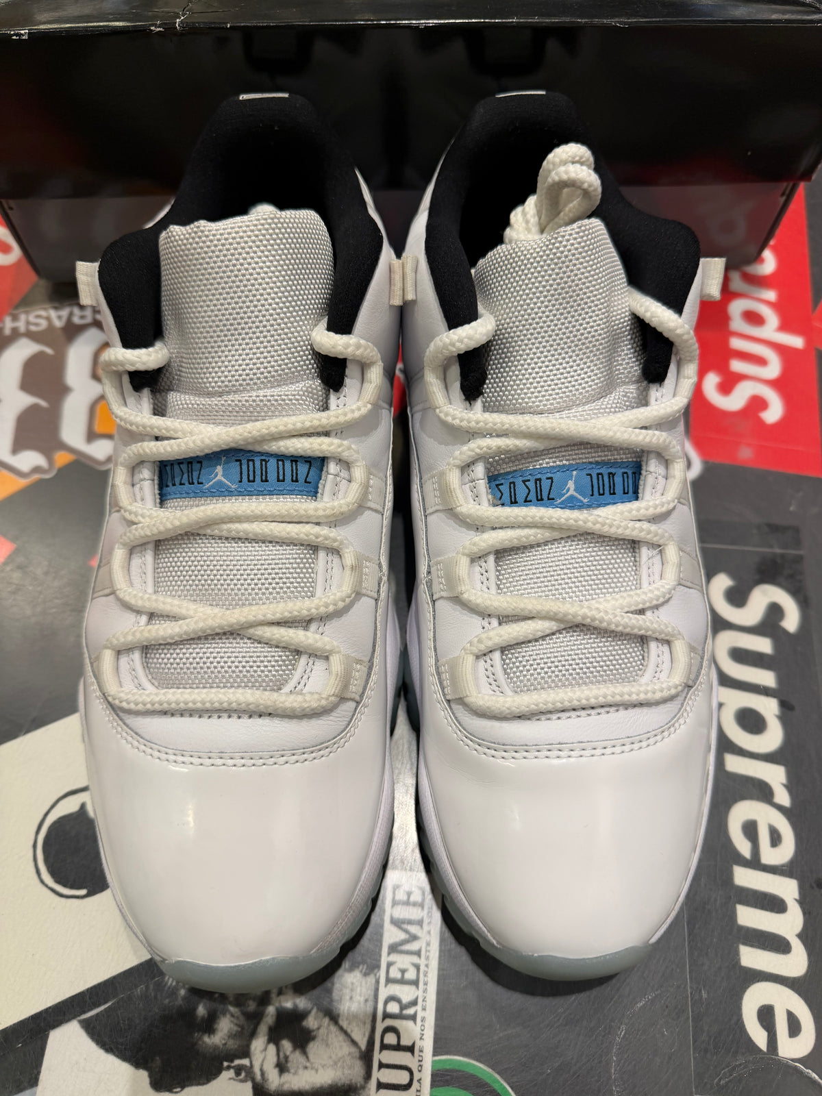Jordan 11 Low Legend blue