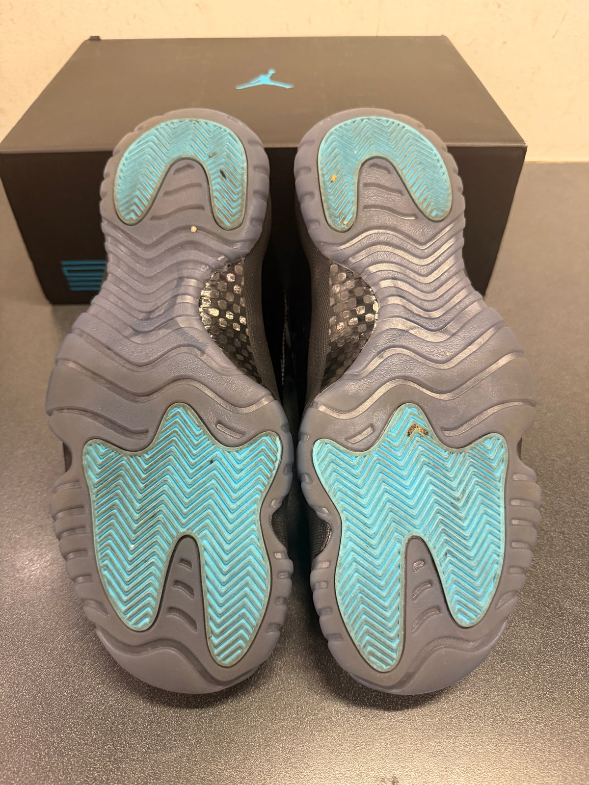 Jordan 11 Gamma Blue