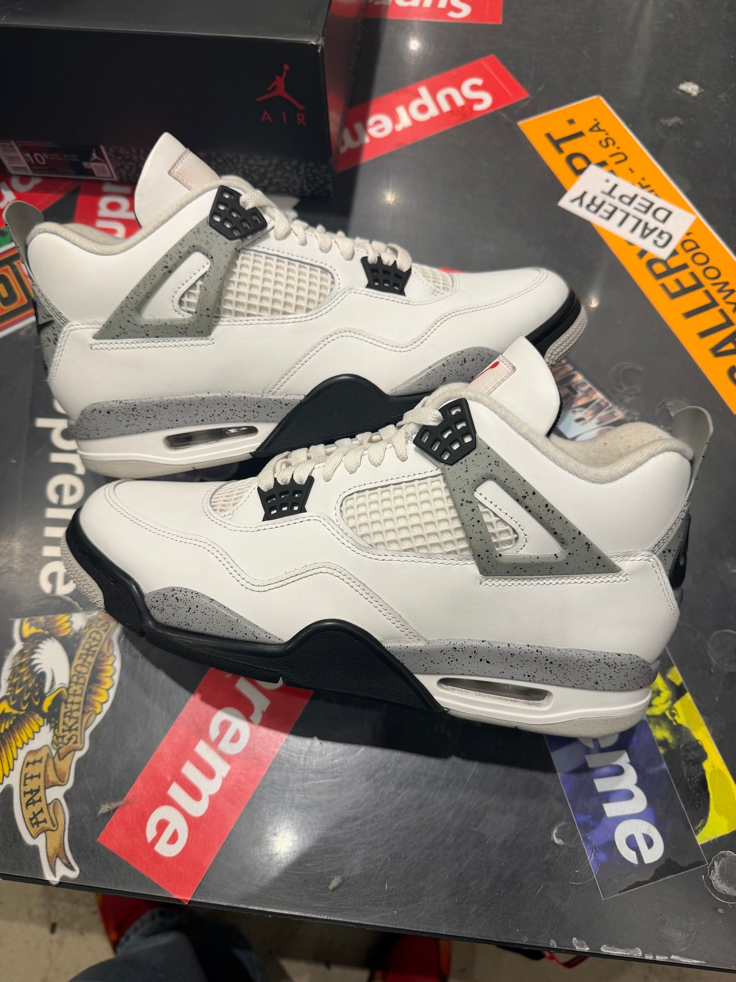 Jordan 4 White Cement