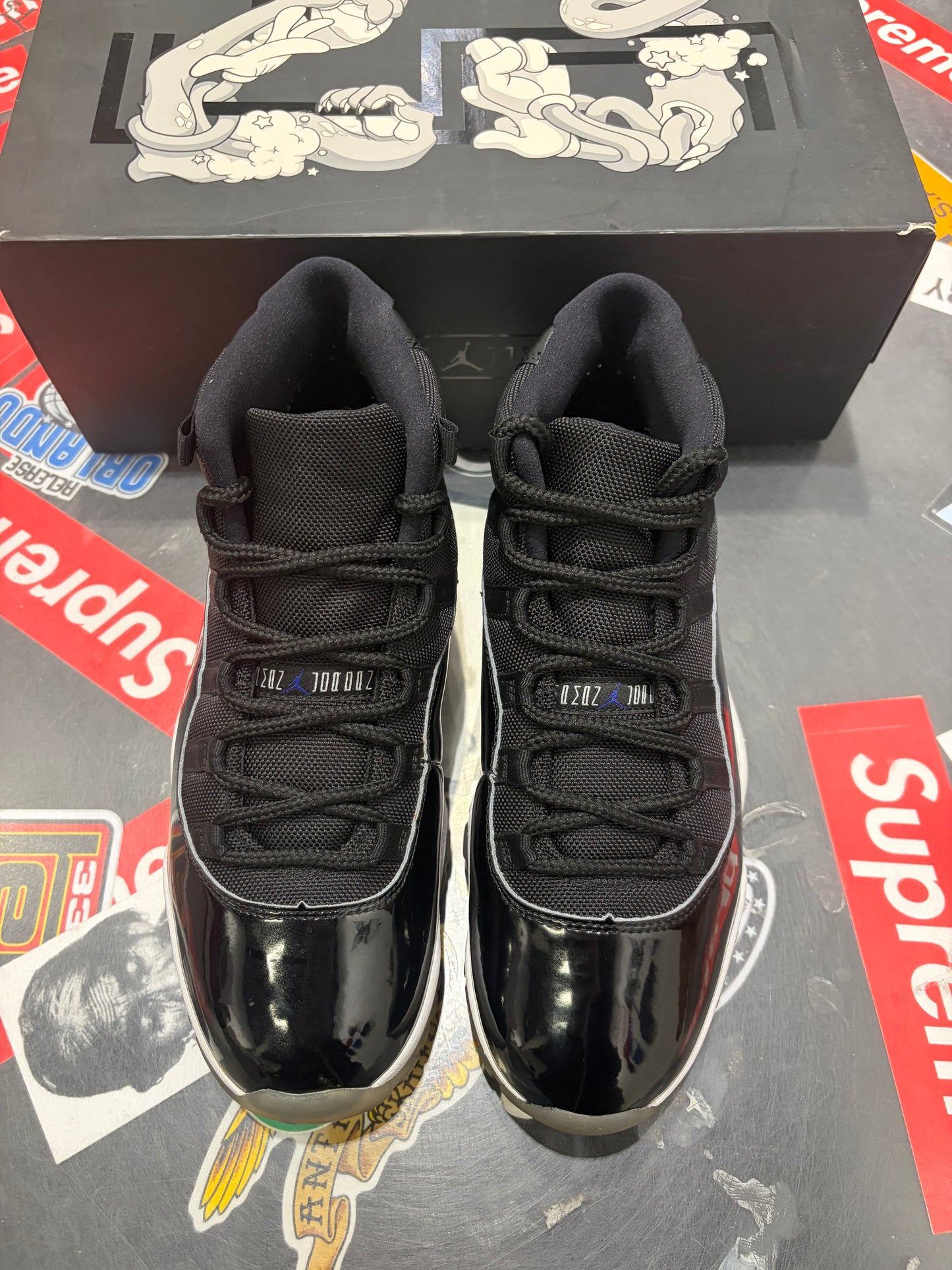 Jordan 11 Low Space Jam