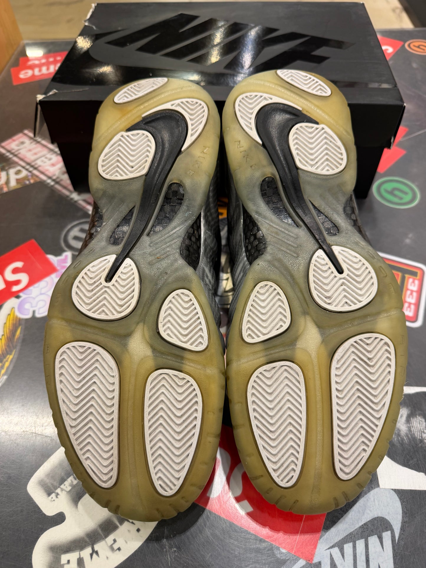 Foamposite Silver Surfer