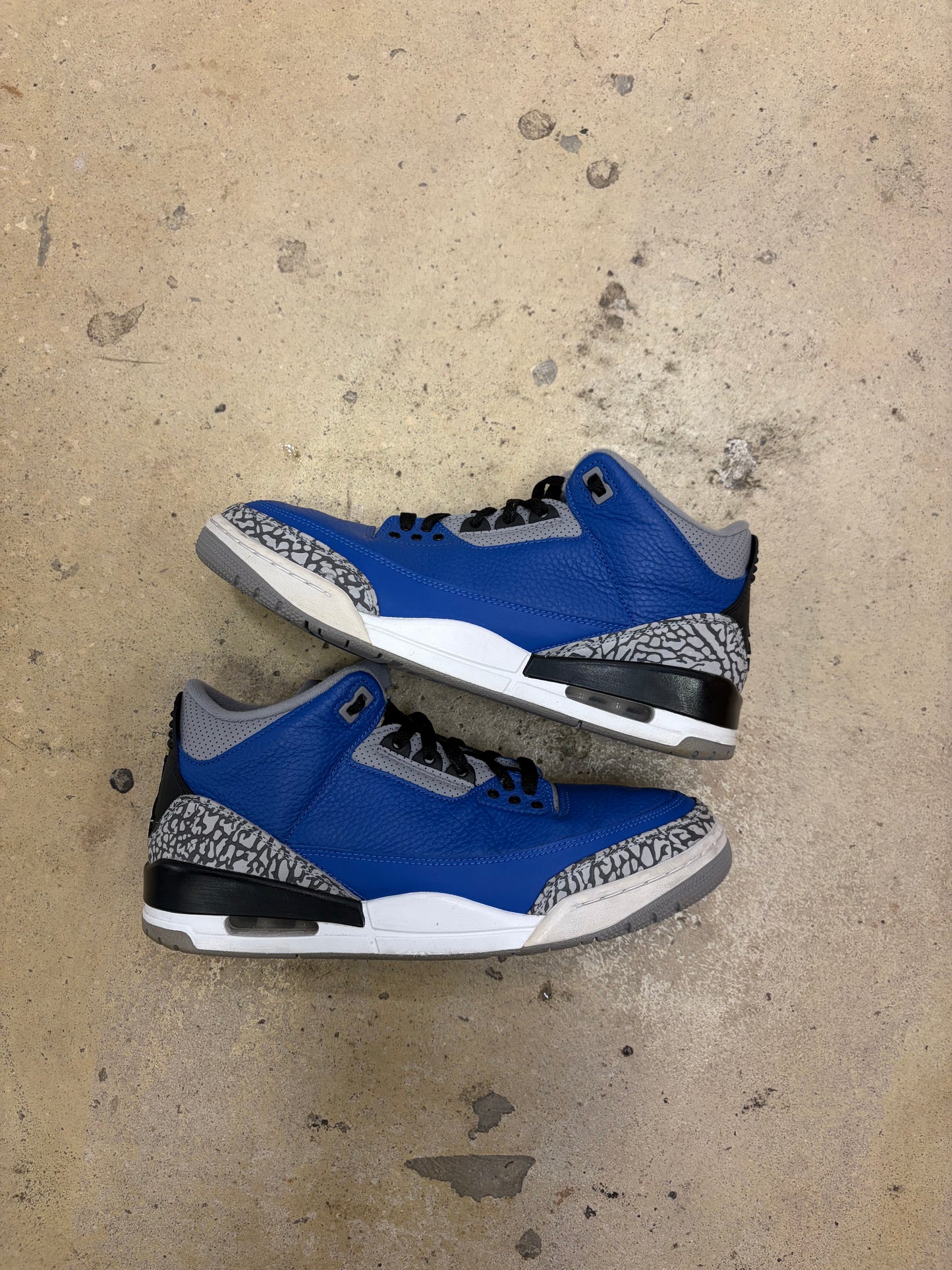 Jordan 3 varsity blue