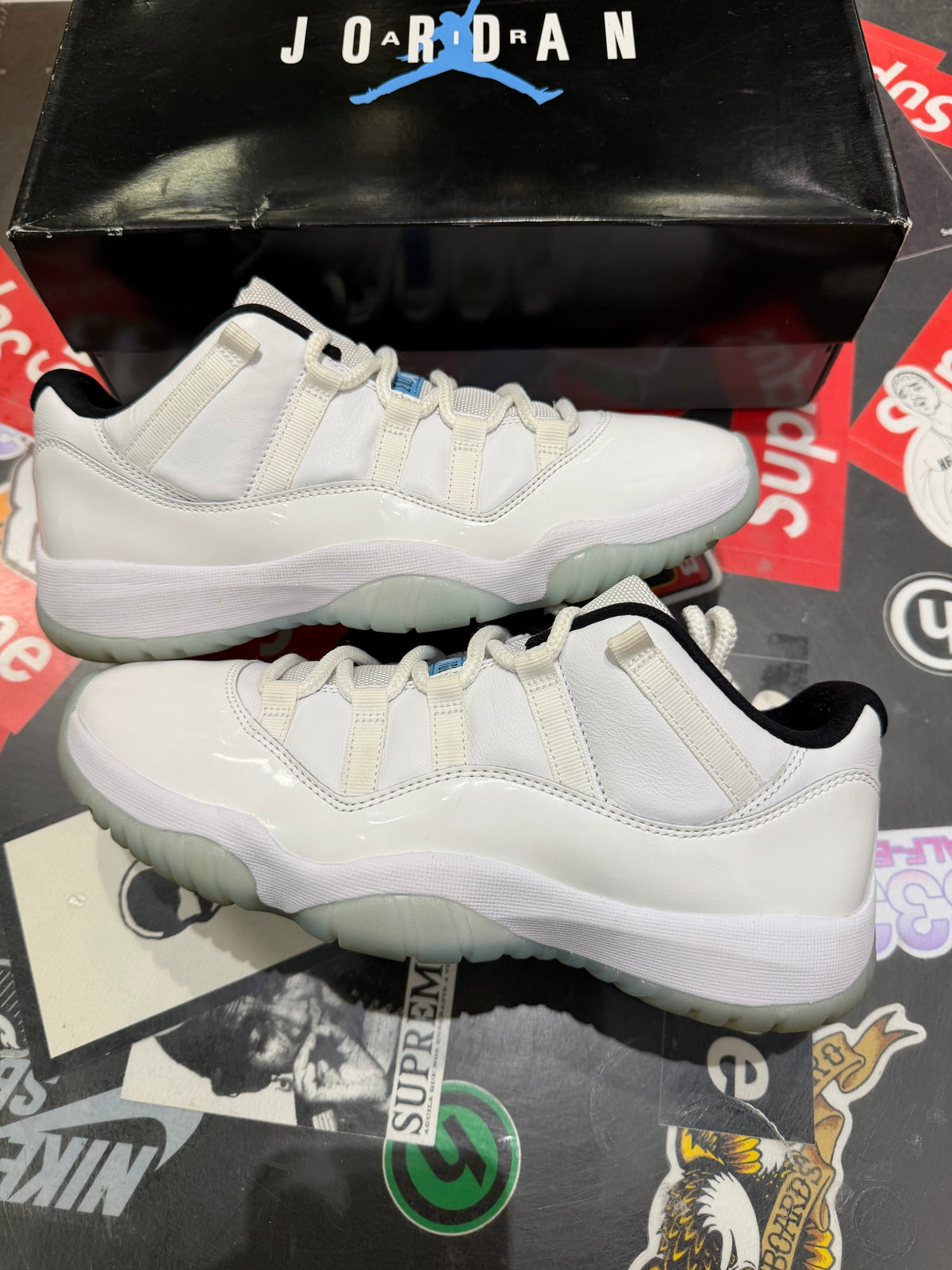Jordan 11 Low Legend blue