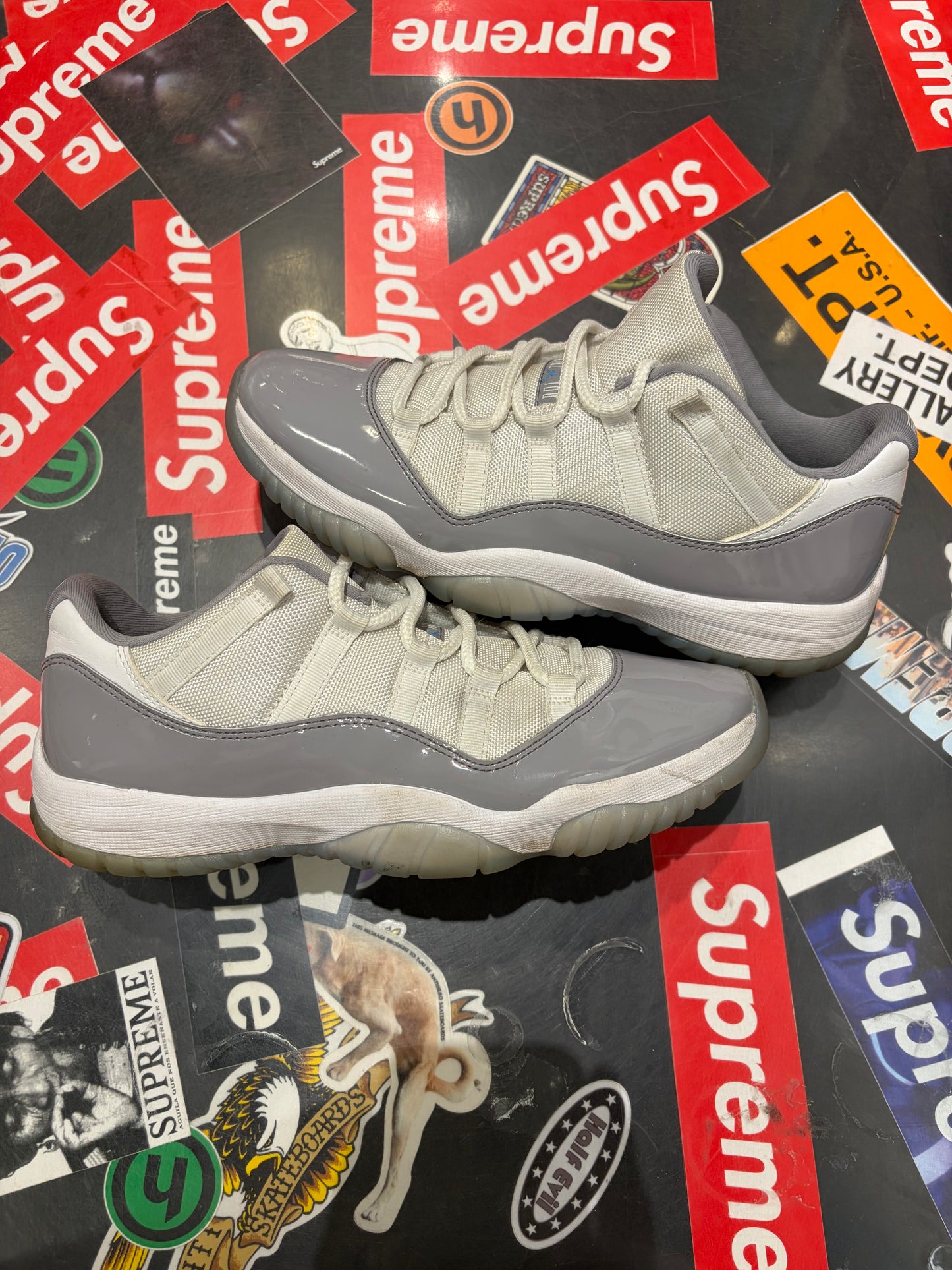 Jordan 11 Low Cement
