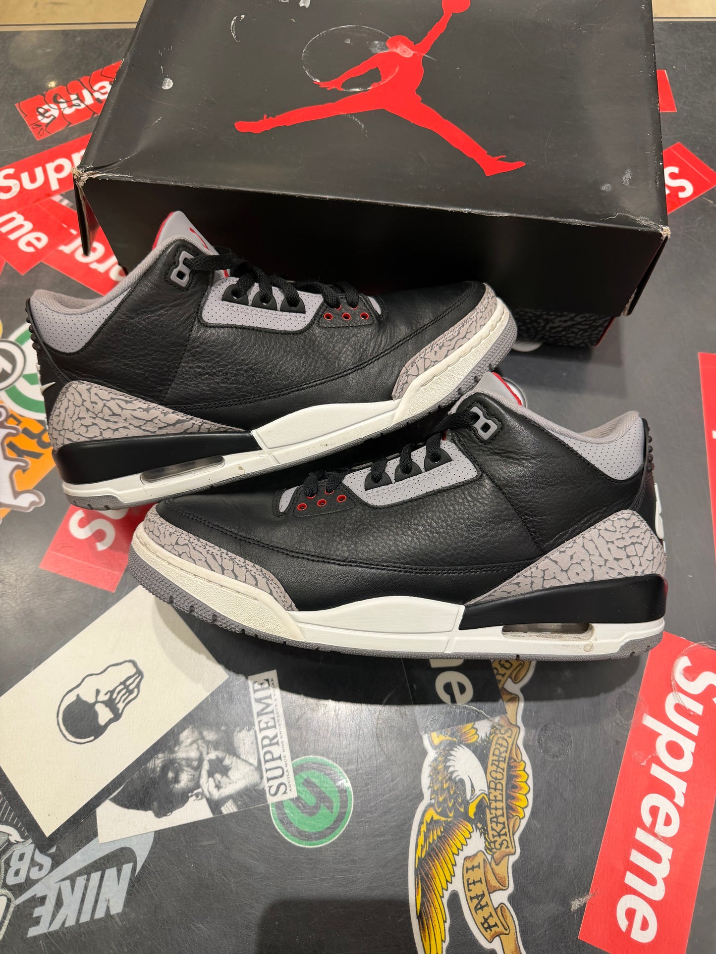 Jordan 3 Black Cement