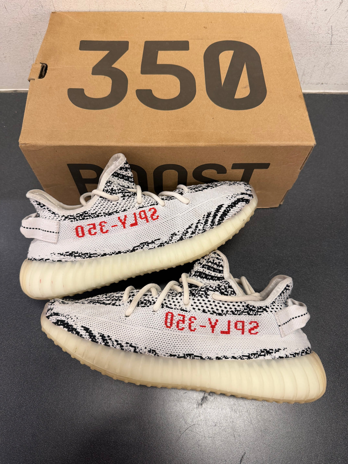 Yeezy 350 Zebra