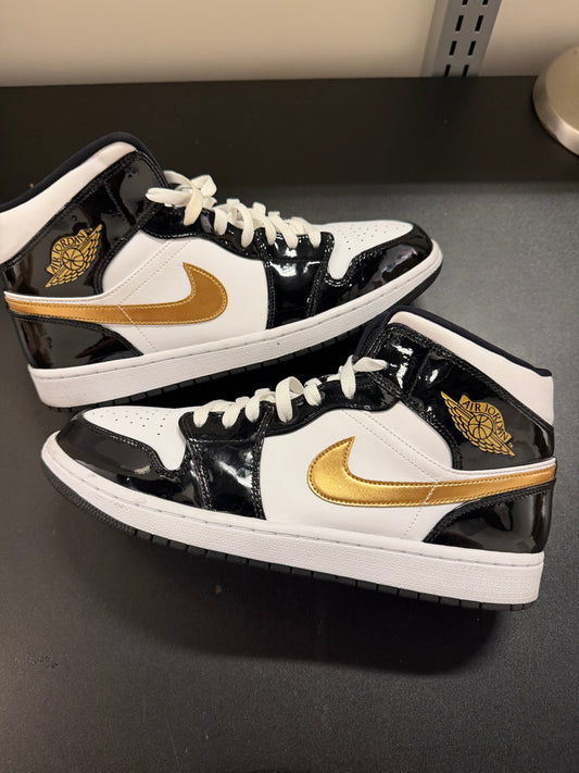 Jordan 1 Mid Metallic Gold