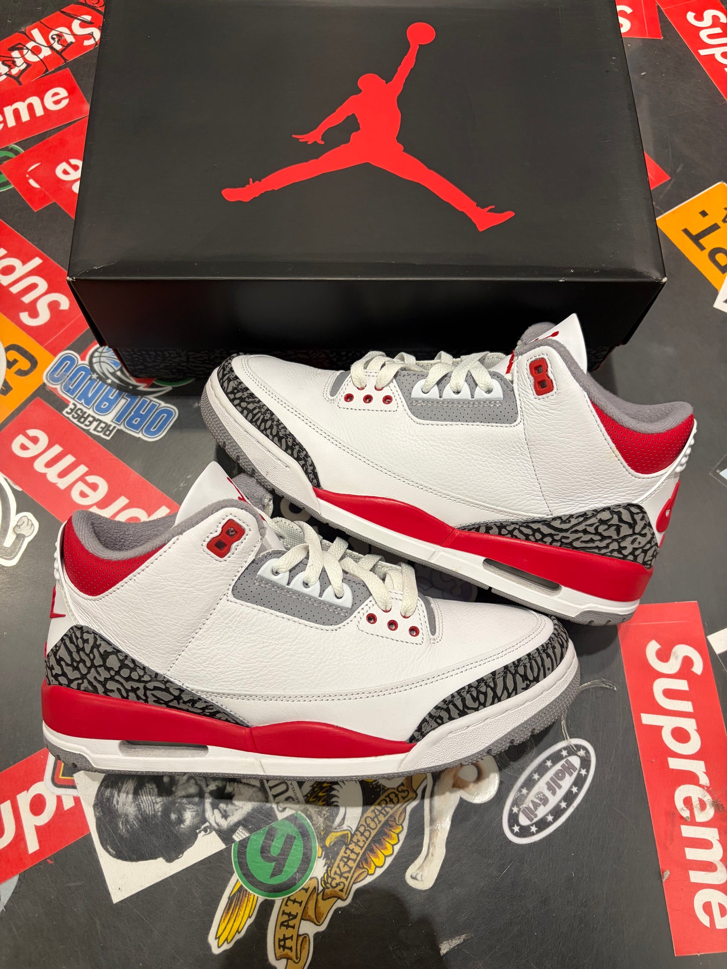Jordan 3 Fire Red