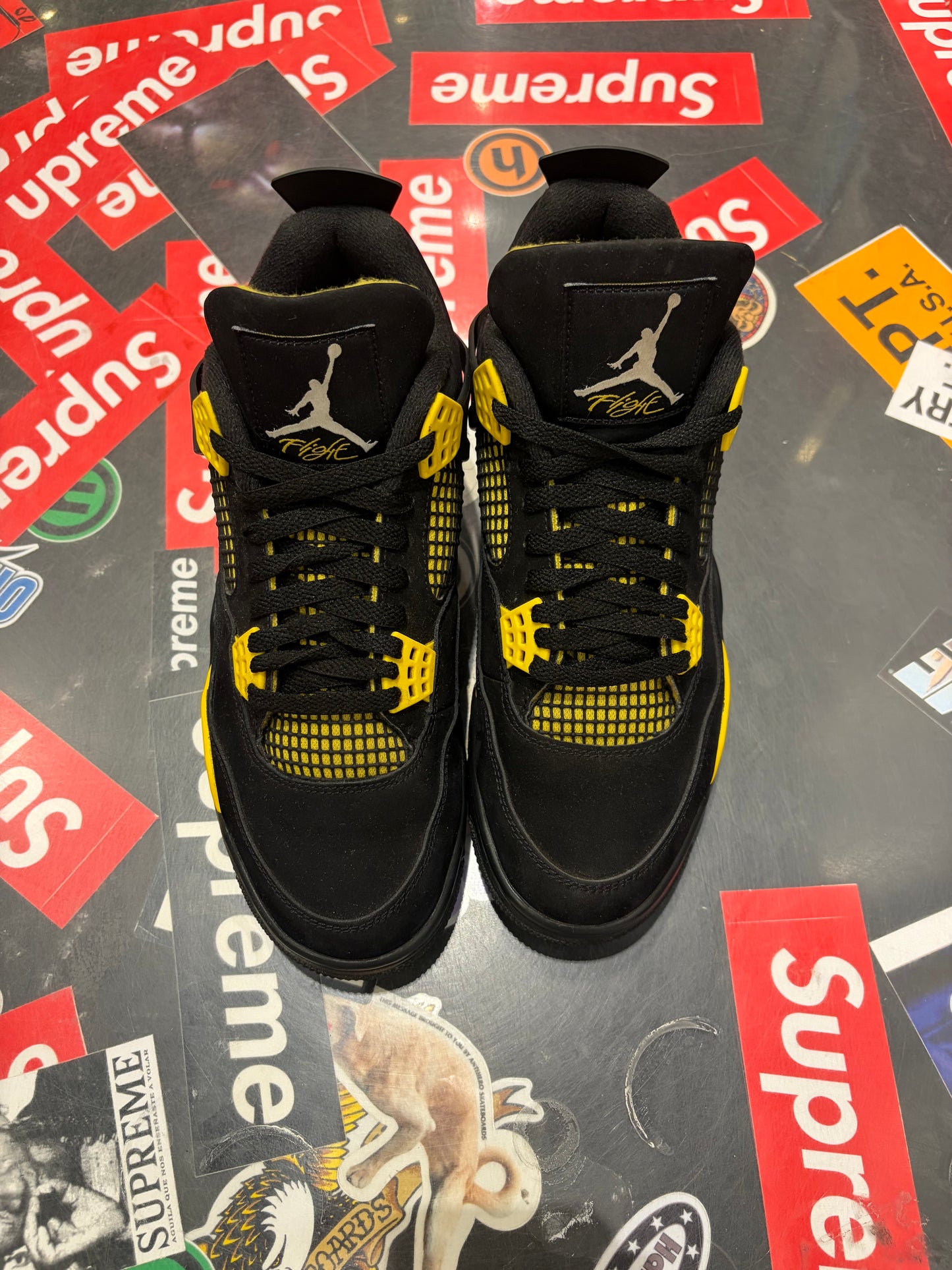 Jordan 4 Thunder