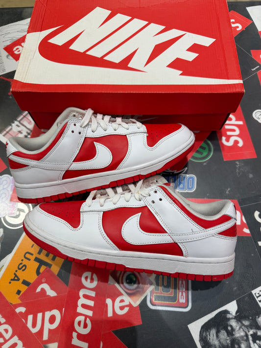 Dunk low Championship red