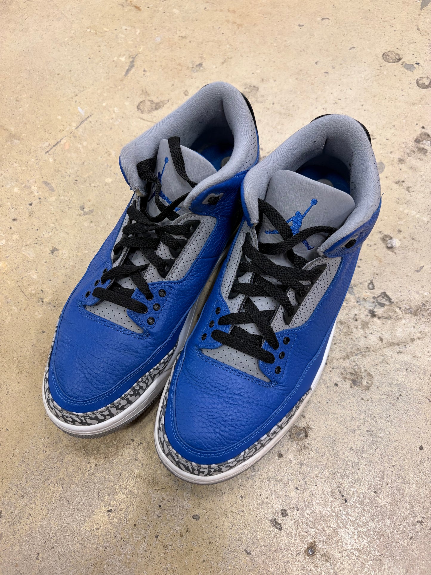 Jordan 3 varsity blue