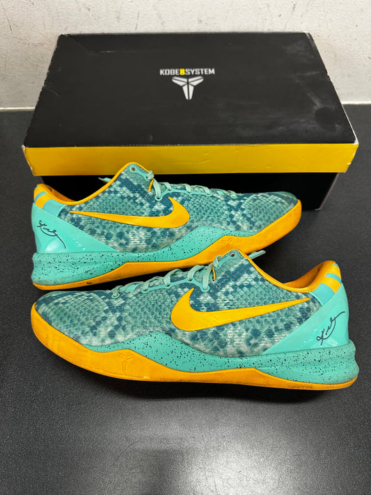 Kobe 8 Green Glow