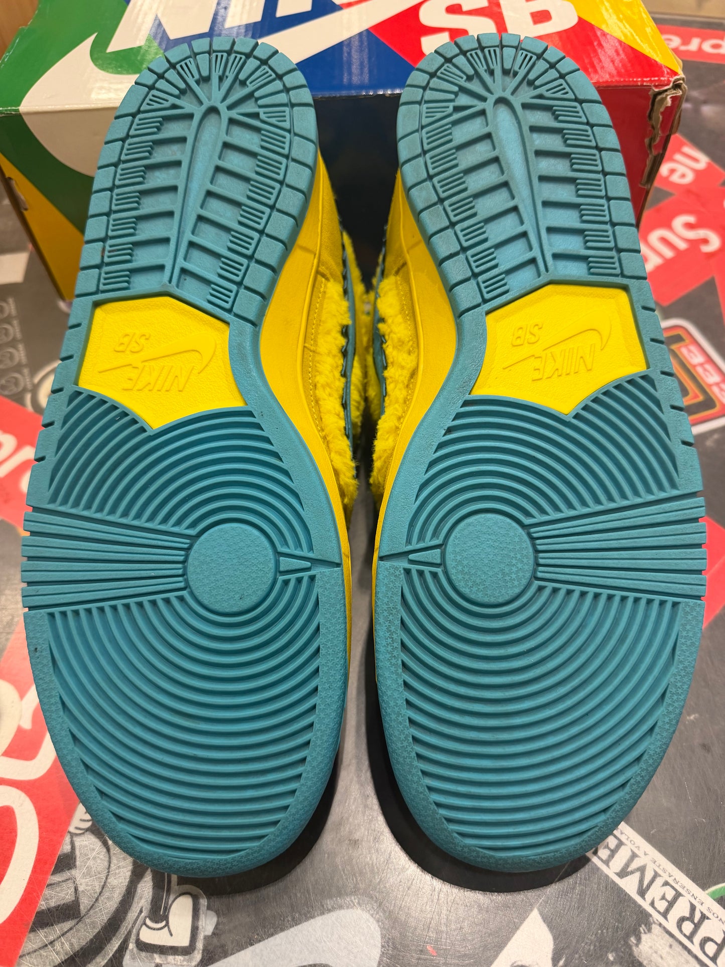 Sb dunk low Grateful Dead Optic Yellow
