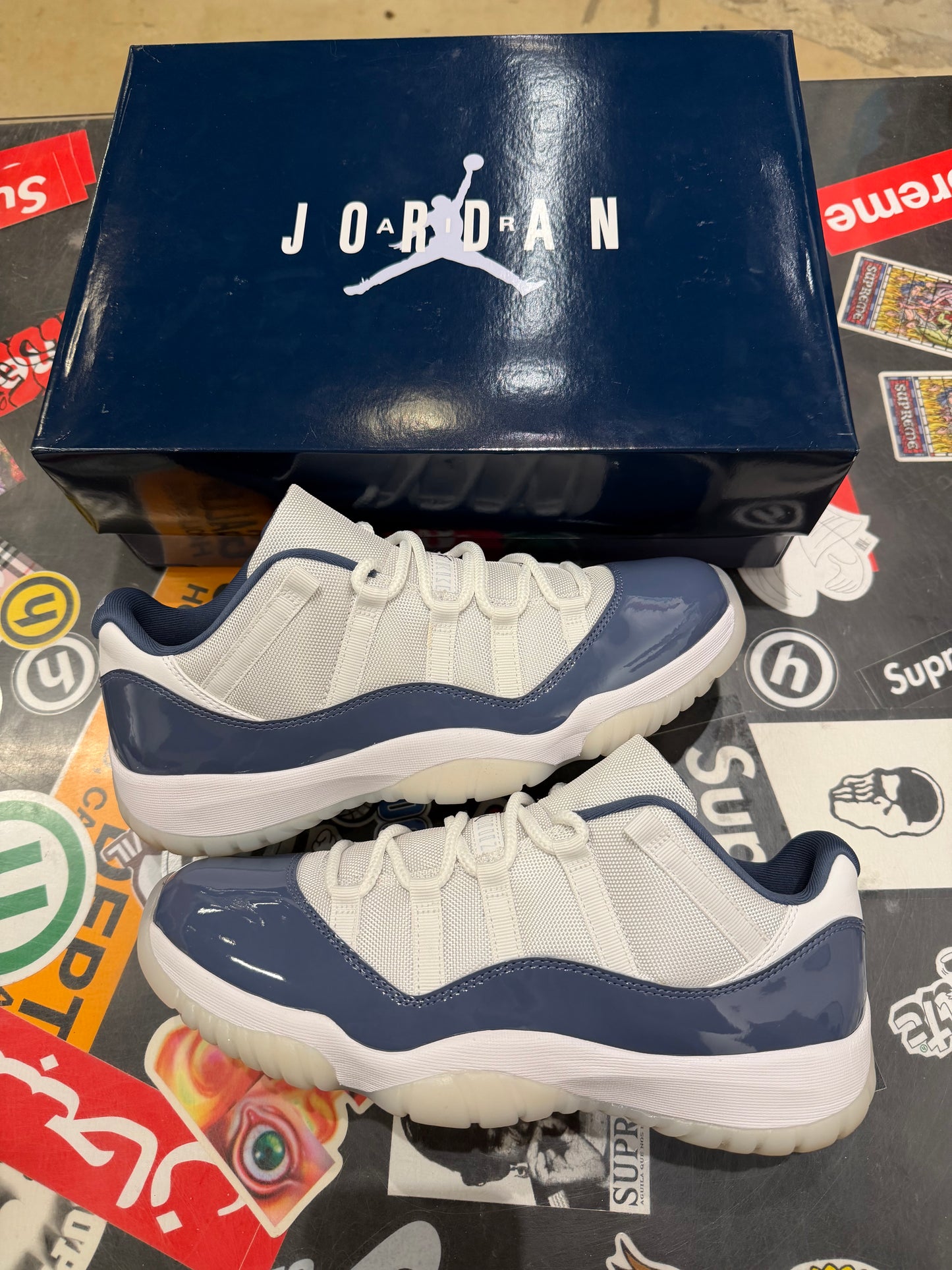 Jordan 11 Low Diffused Blue